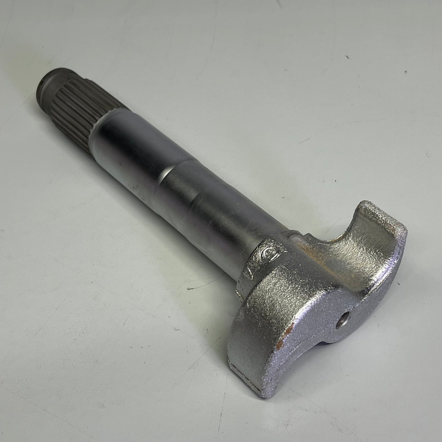 MERITOR GENUINE Gillig Brake Camshaft RH For Bus Silver 2210Y8397