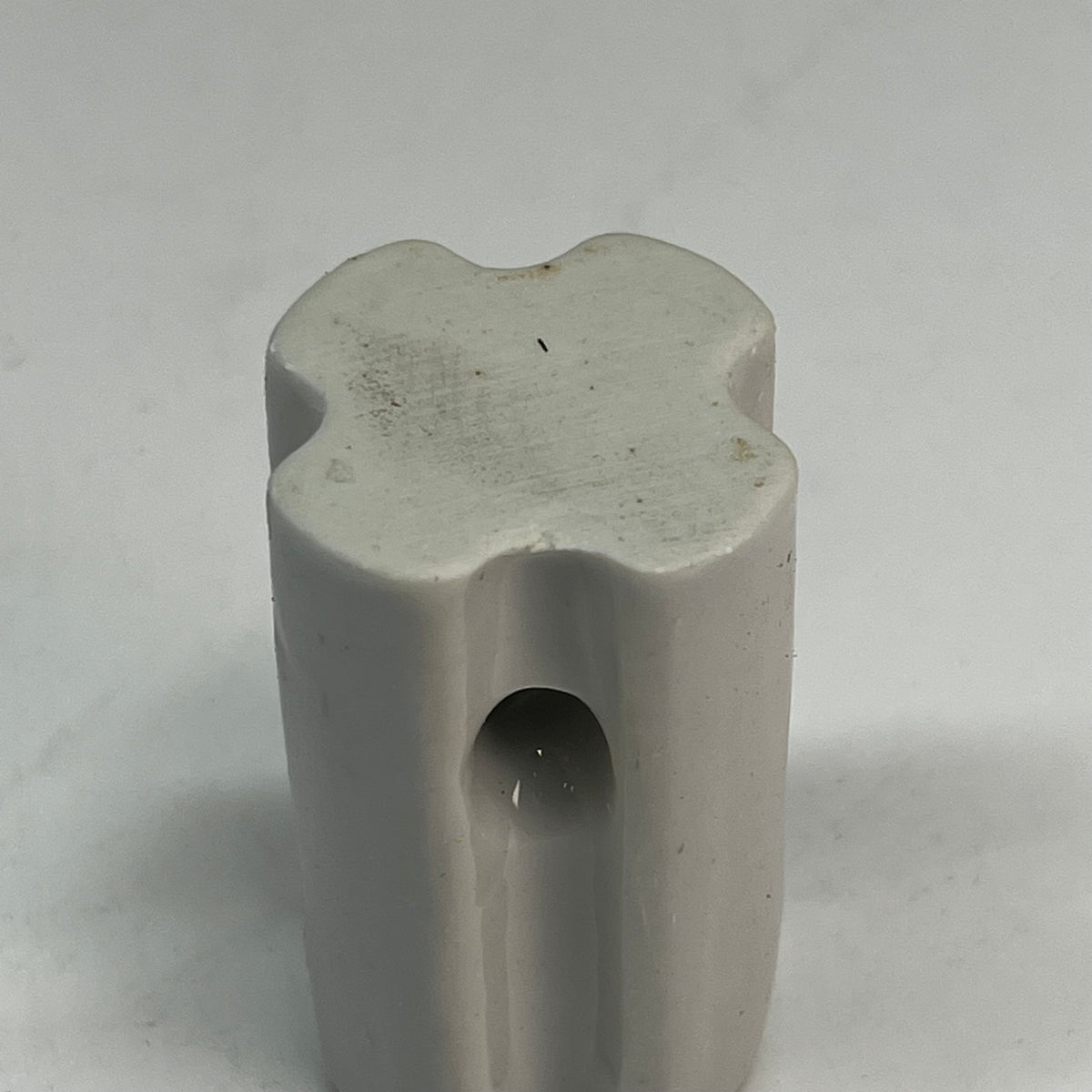 GALLAGHER (10 PACK) Porcelain High Strain Fire Resistant Insulator White G69203