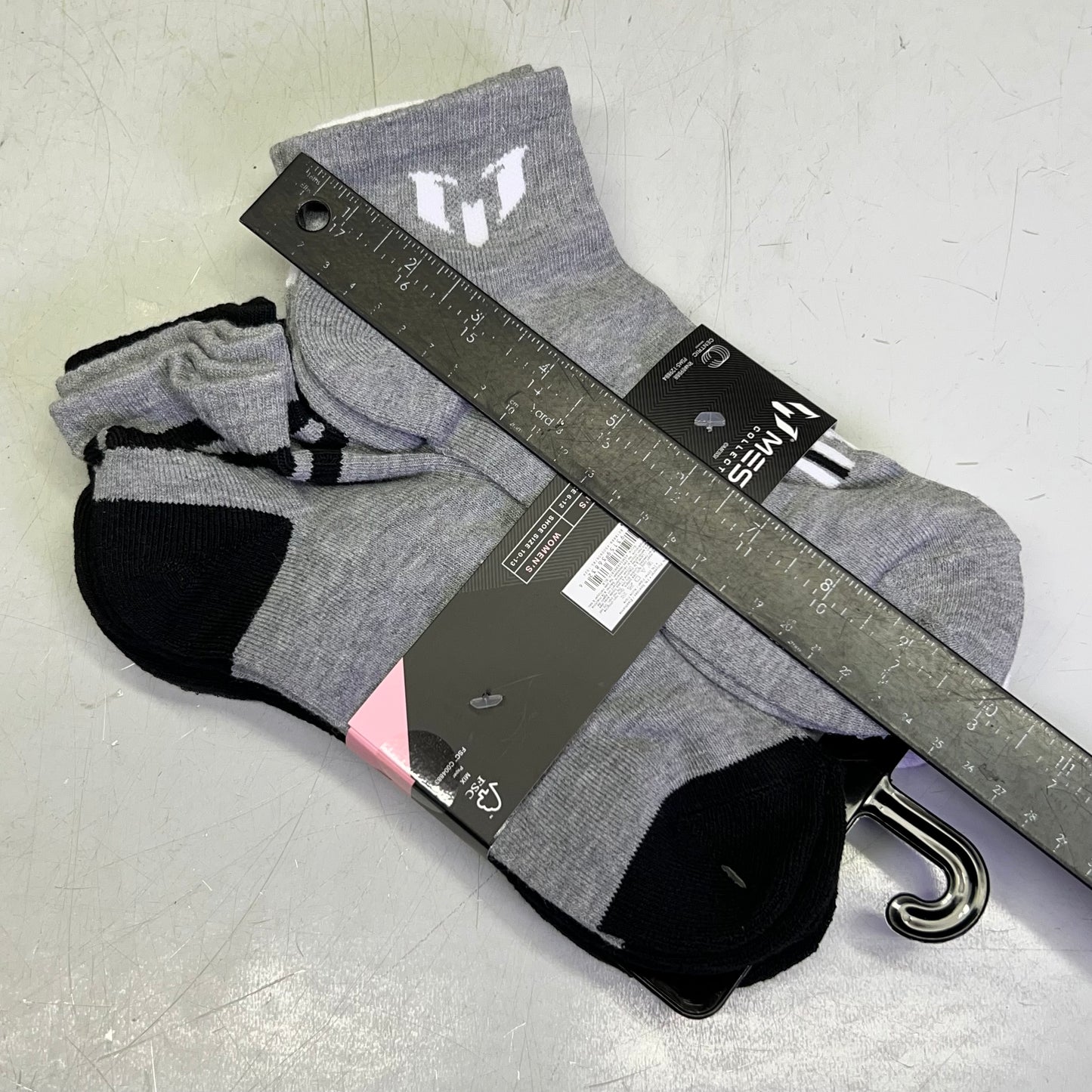 MESSI COLLECTION (6 PAIR) Socks Cushioned Quarters Men's Sz 6-12, Black & White