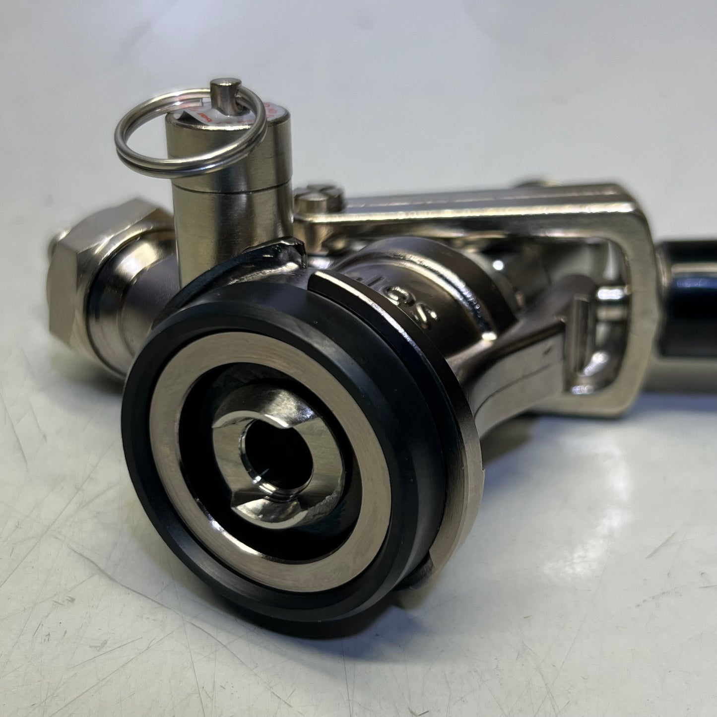 TALOS "D" System Beer Keg Coupler 1022704