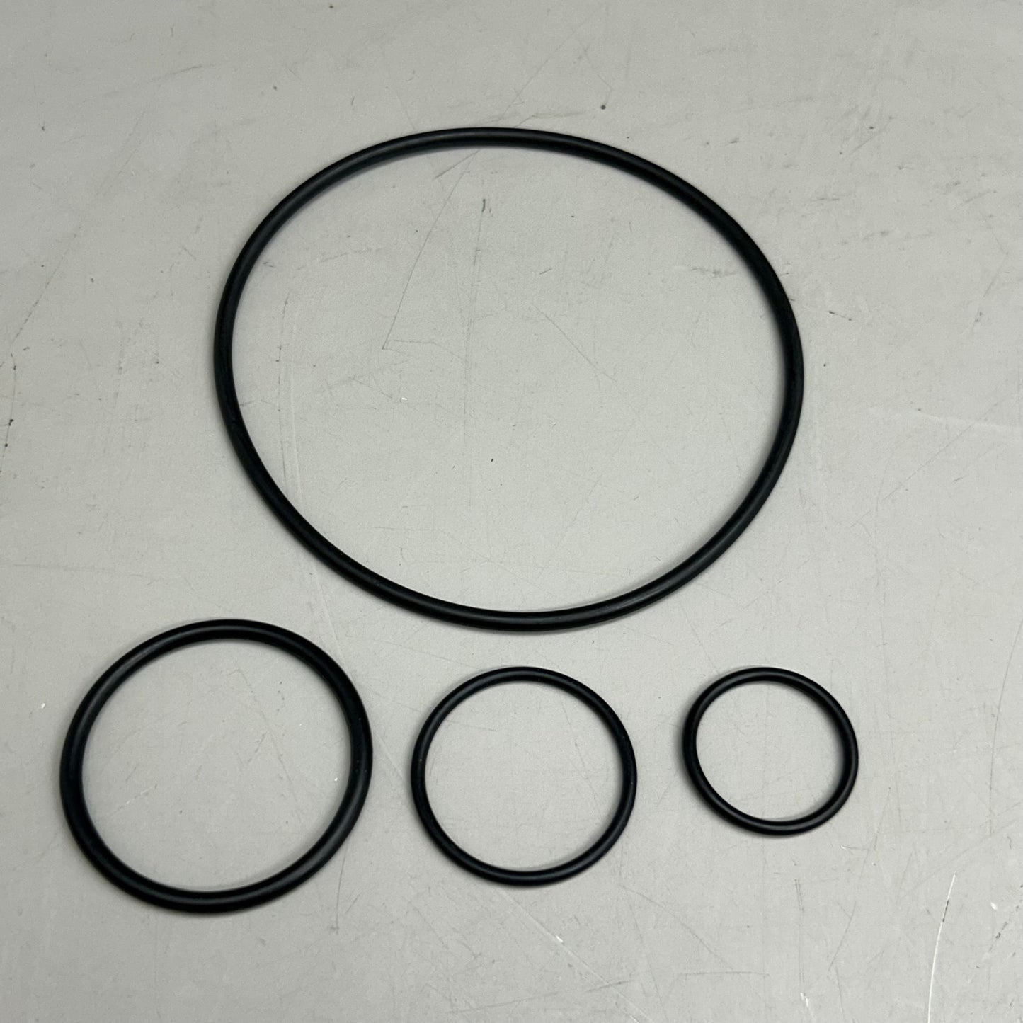 MAHLE Engine Water Pump Mounting Gasket Replacement Part For Chevy GS33752