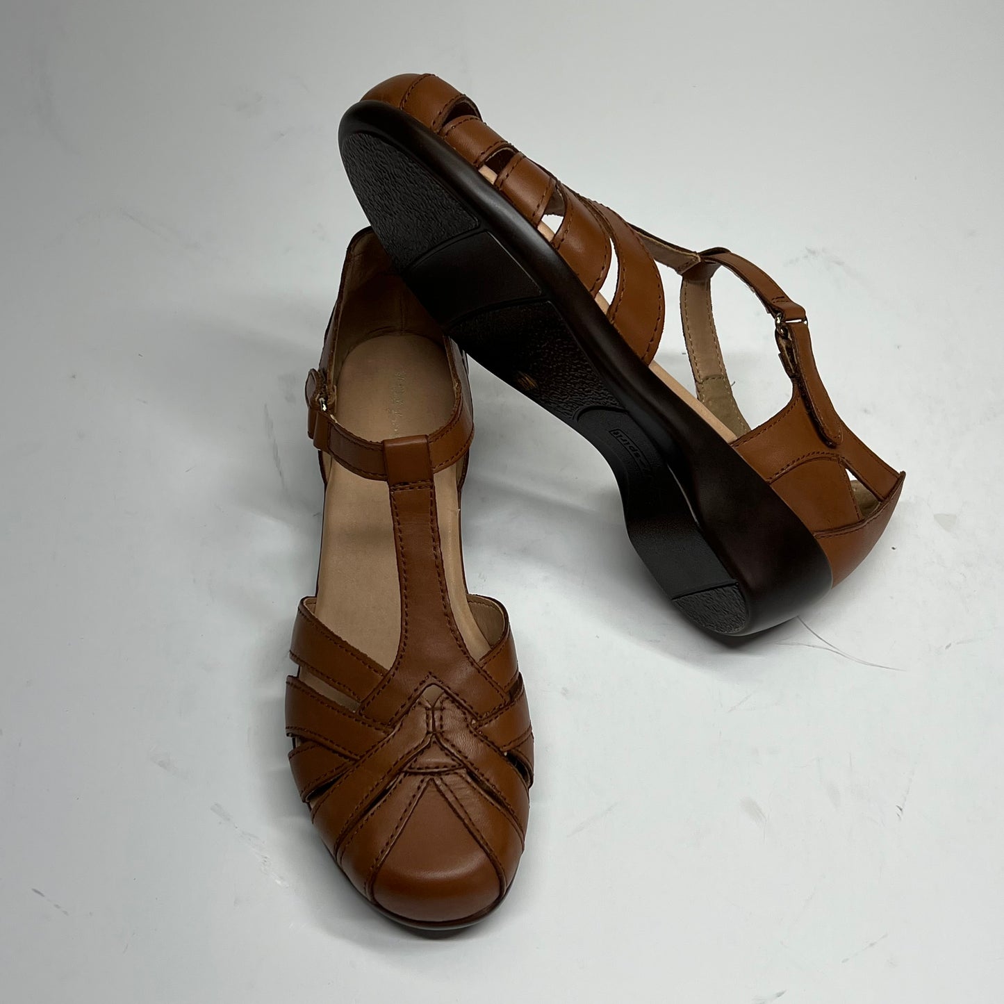 EASY SPIRIT Darlyn T-strap Woven Flats Women's Sz 8M Brown Leather (As-Is)