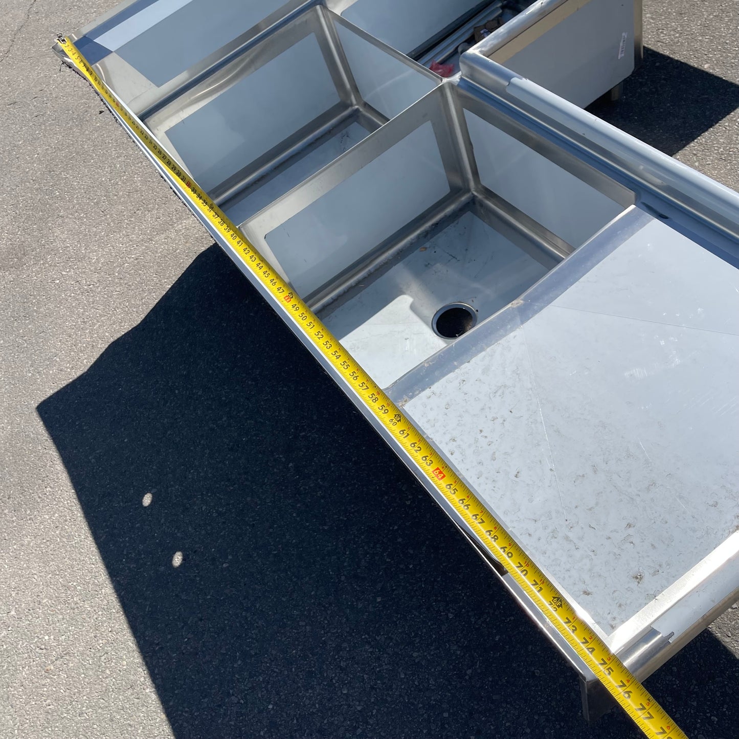 Z@ REGENCY Corner 3 Compartment Sink Stainless Steel 600S3242424C
