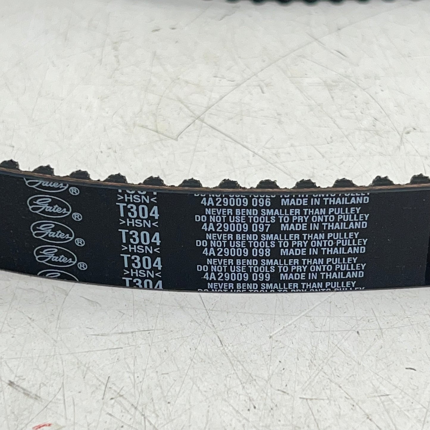GATES Power Grip Timing Belt for Saab & Subaru 223 Teeth 70" Length T304