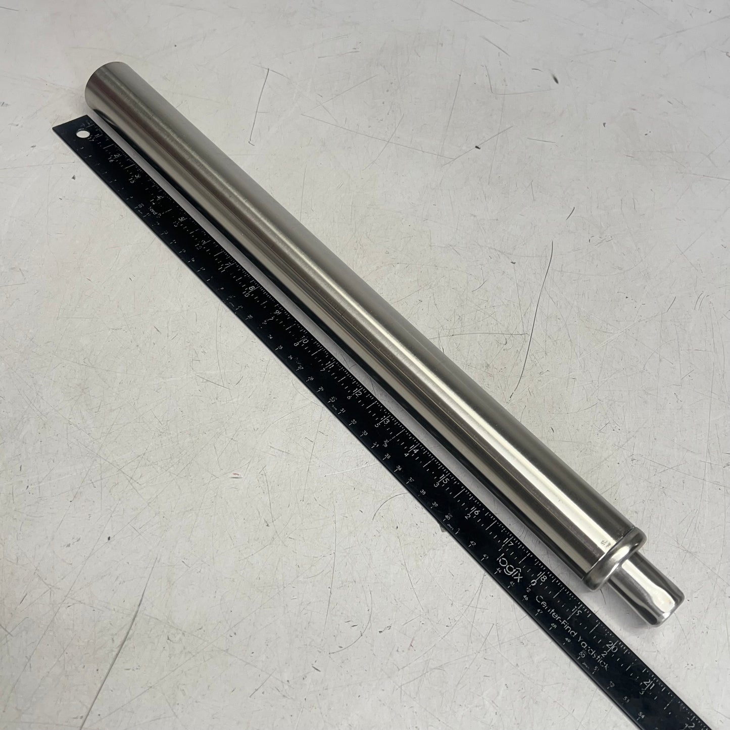REGENCY Stainless Steel Legs for Sinks 18 1/2" L x 1 5/8" Dia Silver 600LEGSS14
