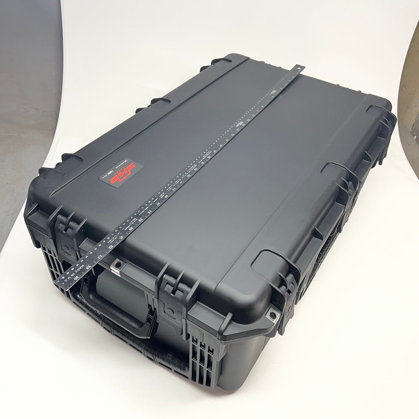 SKB I Series Case Ultra High Strength Heavy Duty Handles 33x22x12.75" 301|9-12