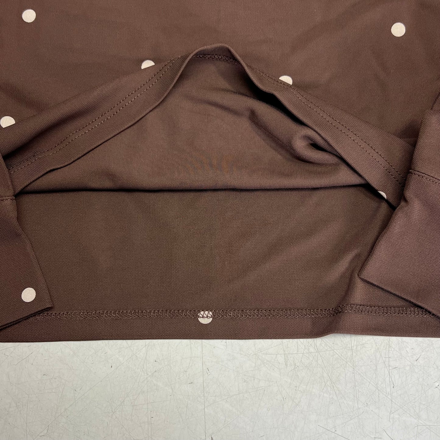 RW & CO Long-sleeve Top Shirred Crew Neckline Women's Sz M Brown/Pearl Ivory