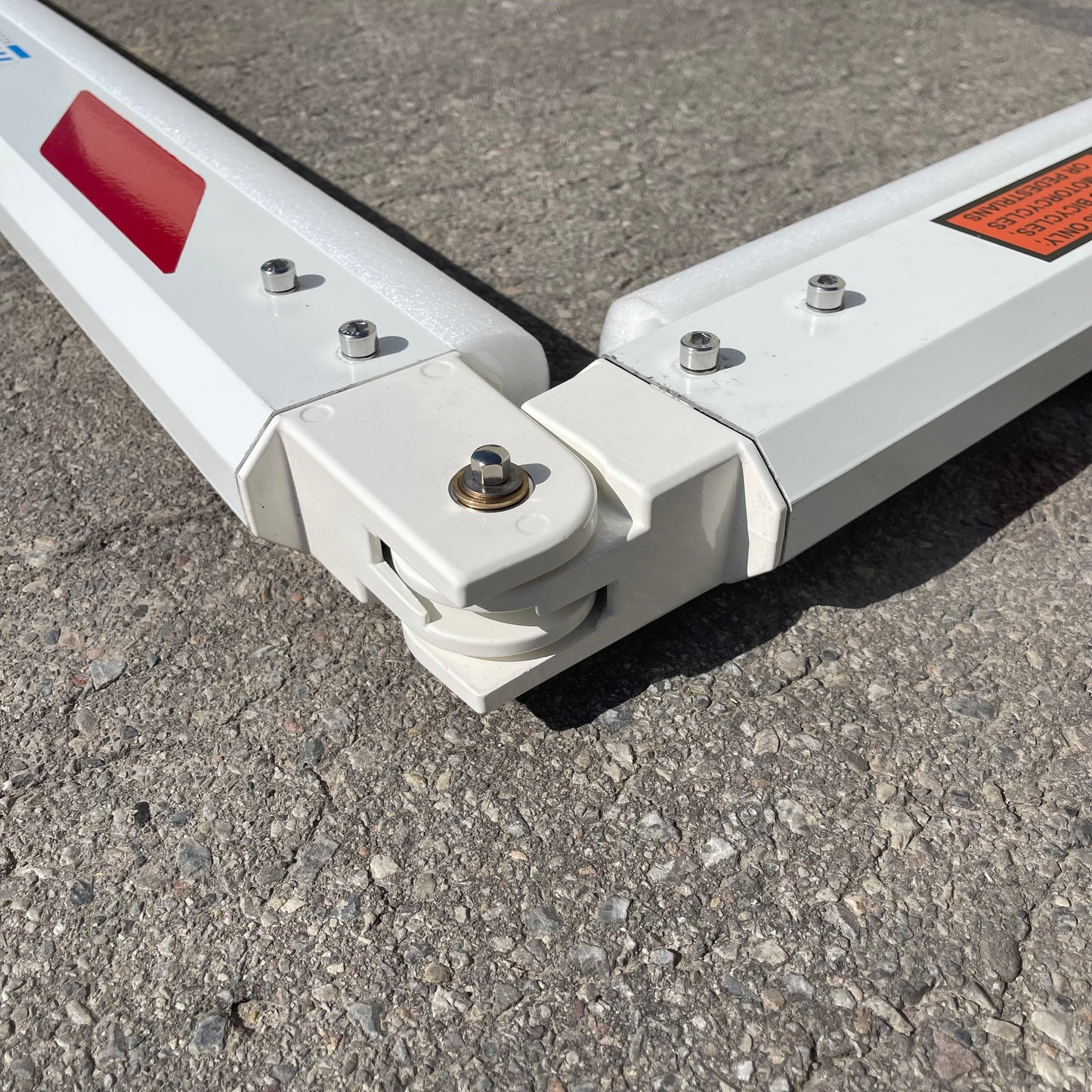 Z@ MAGNETIC AutoControl Barrier (AS-IS)