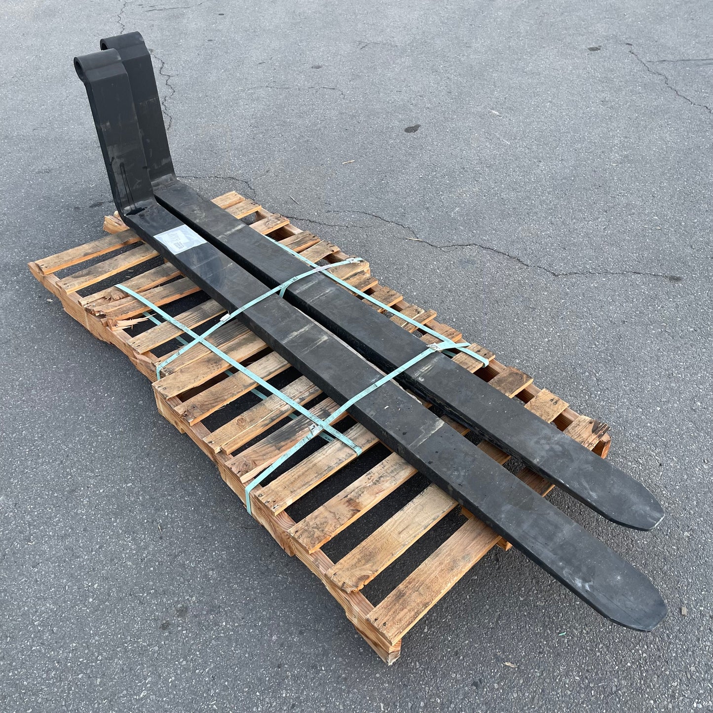 Z@ UNBRANDED Heavy-duty Forklift Forks 96”x6”x2.5”