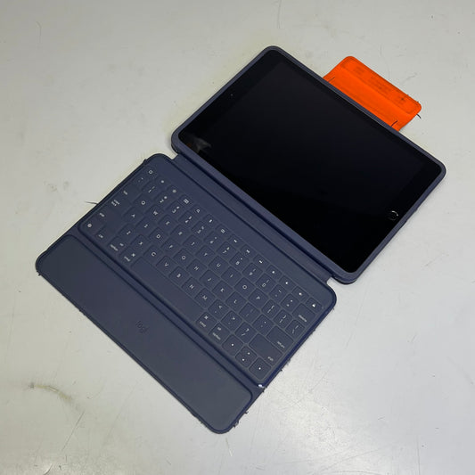 APPLE IPad 8th Generation W/ Case 10.2" Display 32GB Black (Pre-Owned)