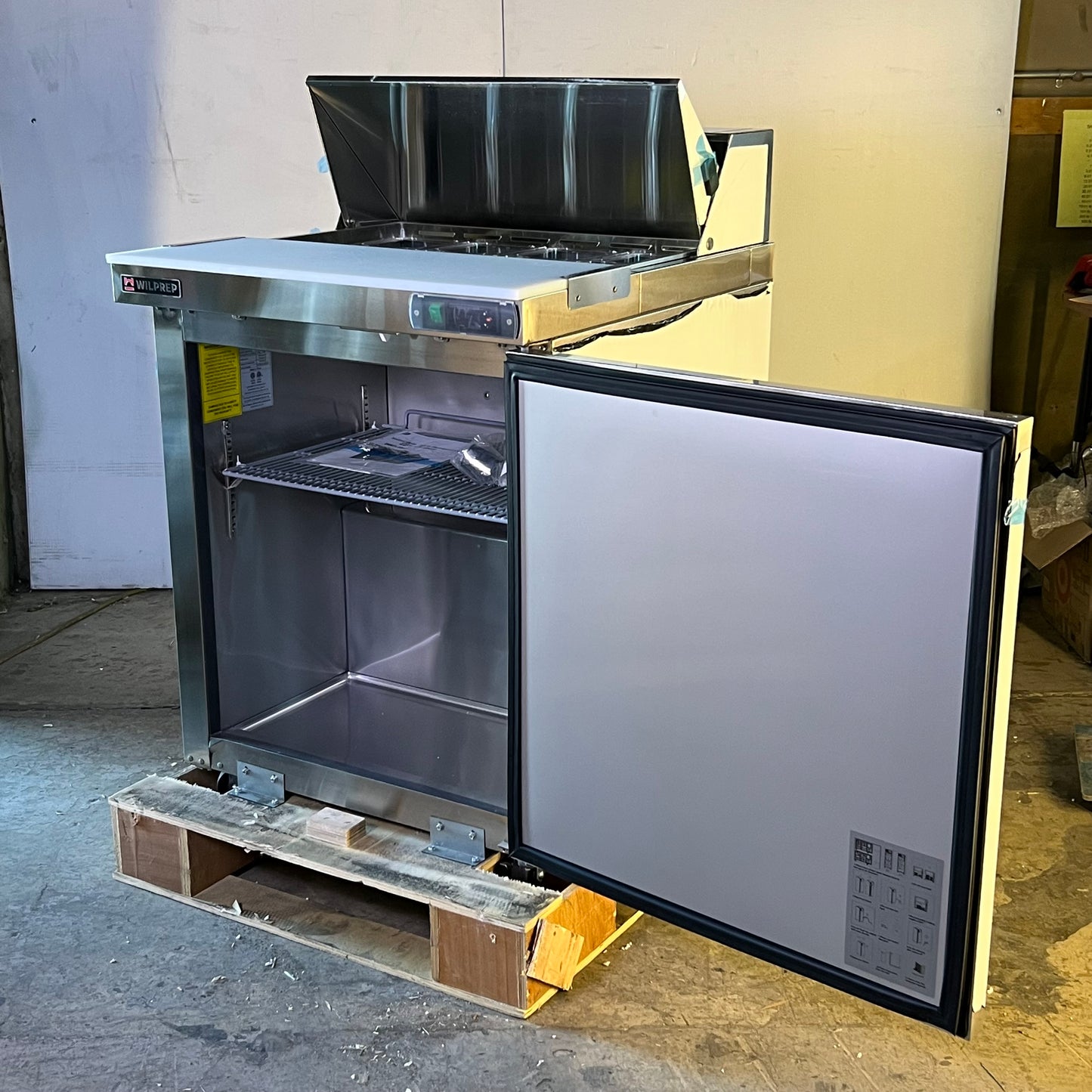 WILPREP 29" Single Door Commercial Salad Prep Table Refrigerator TSSU-29T