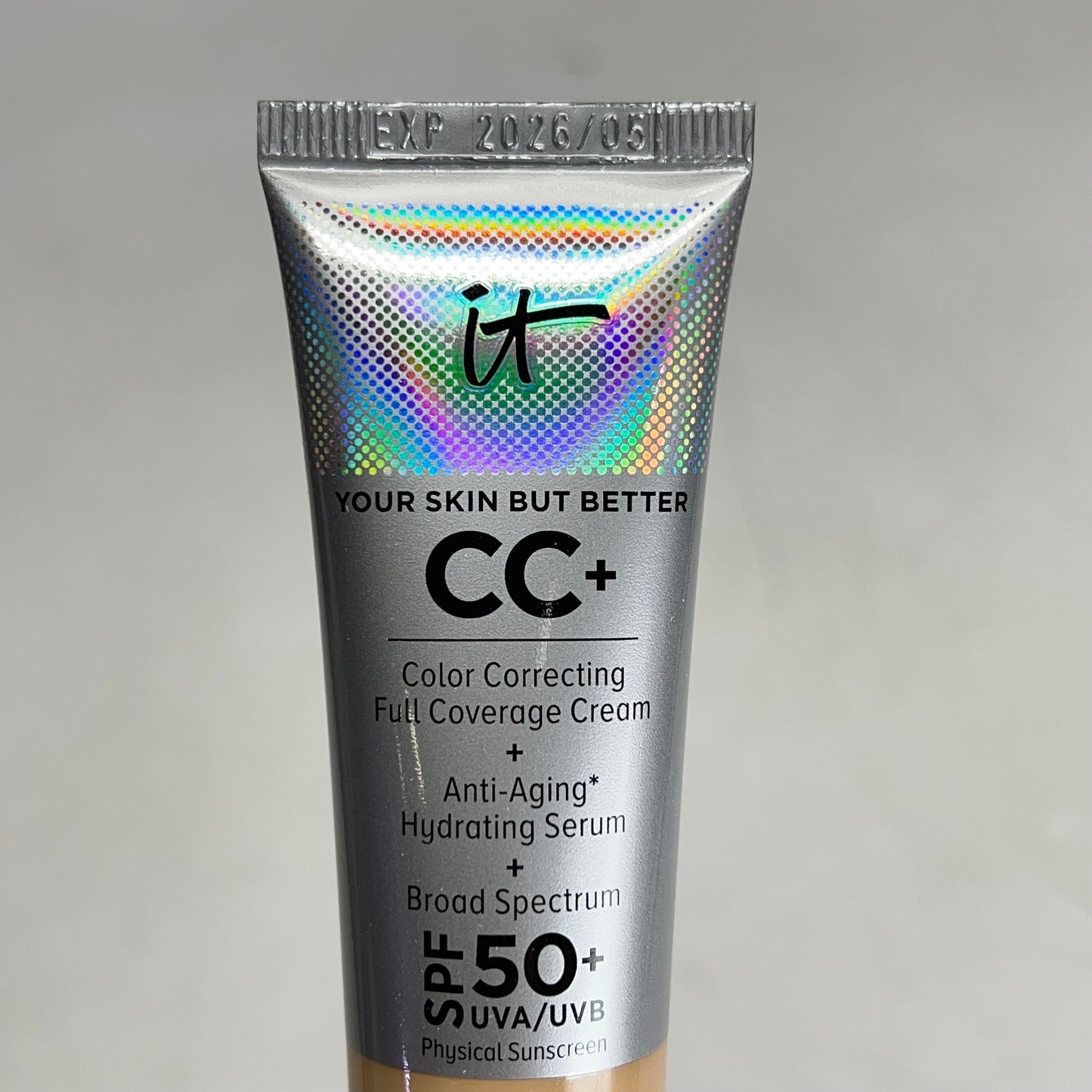 IT COSMETICS Cc+ Cream Full-coverage Foundation w/ Spf 50+ 1.08oz Light BB 05/26