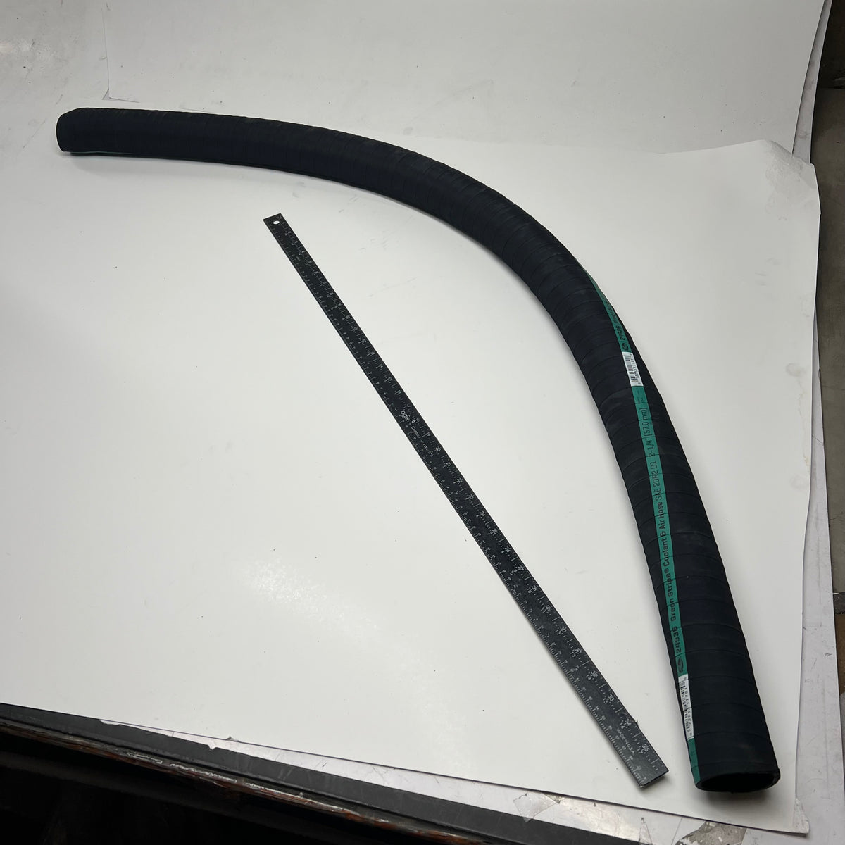 GATES Green Stripe Coolant Hose For Fwd & White 2 1/4" X 5' Black/Green 24936