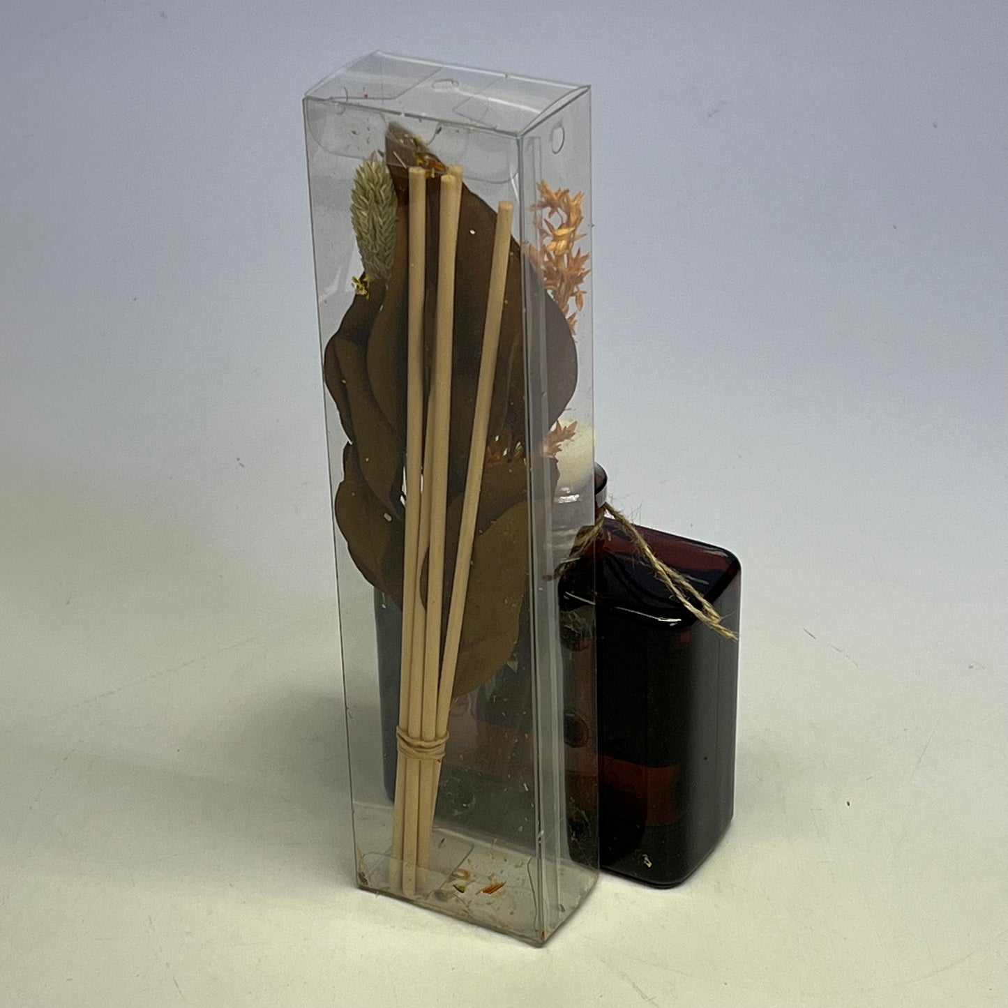 ANDALUCA HOME  Autumn Orchard Dried Bouquet Reed Bundle Fragrance Diffuser Amber