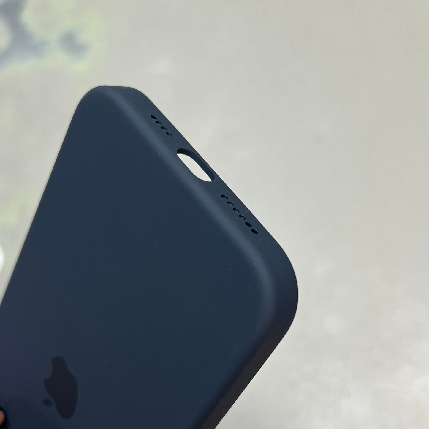 APPLE iPhone 14 Plus Silicone Case w/ MagSafe Midnight MPT33ZM/A (Return)