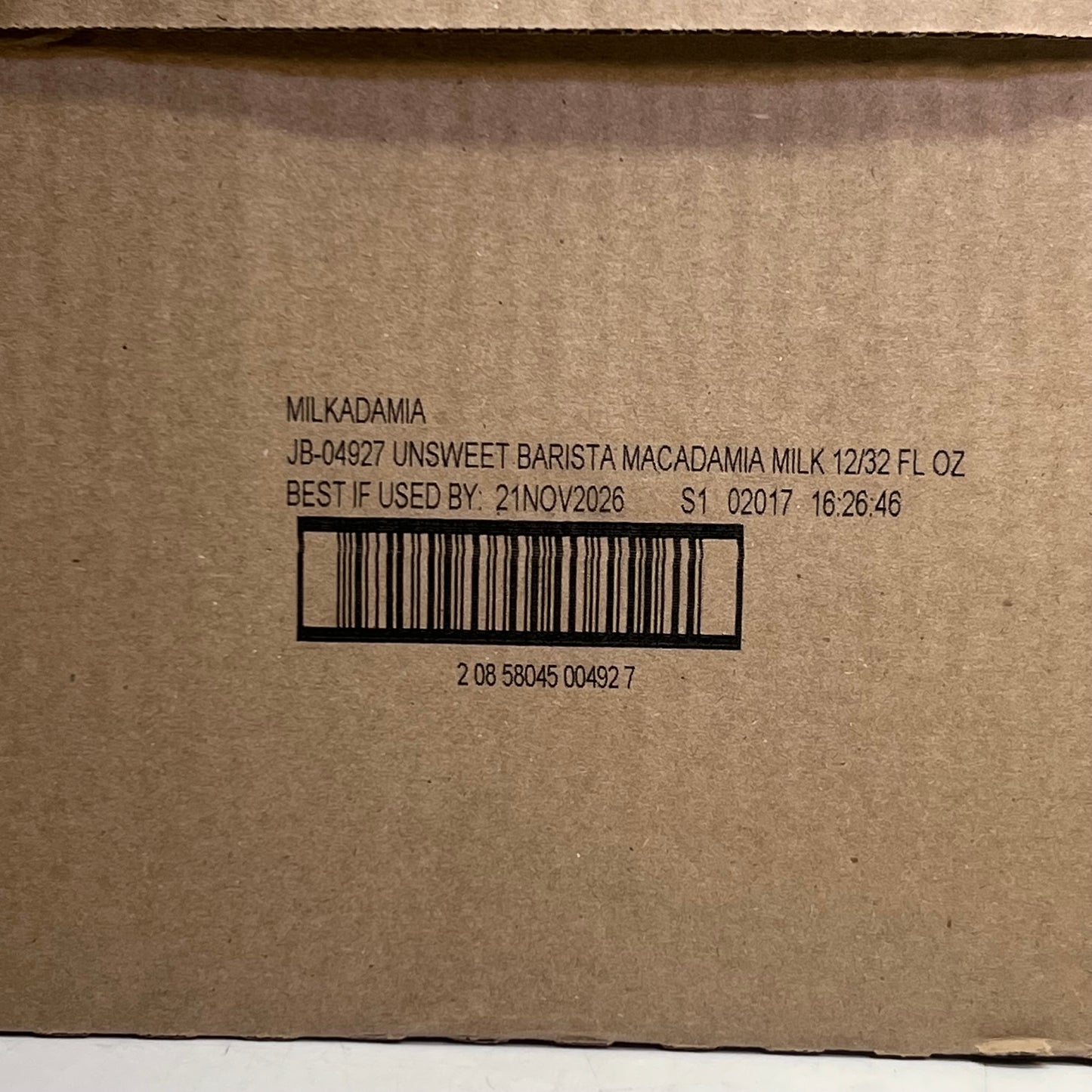 MILKADAMIA (12 PACK) Unsweetened Barista Macadamia Milk 32 fl oz. BB 11/26