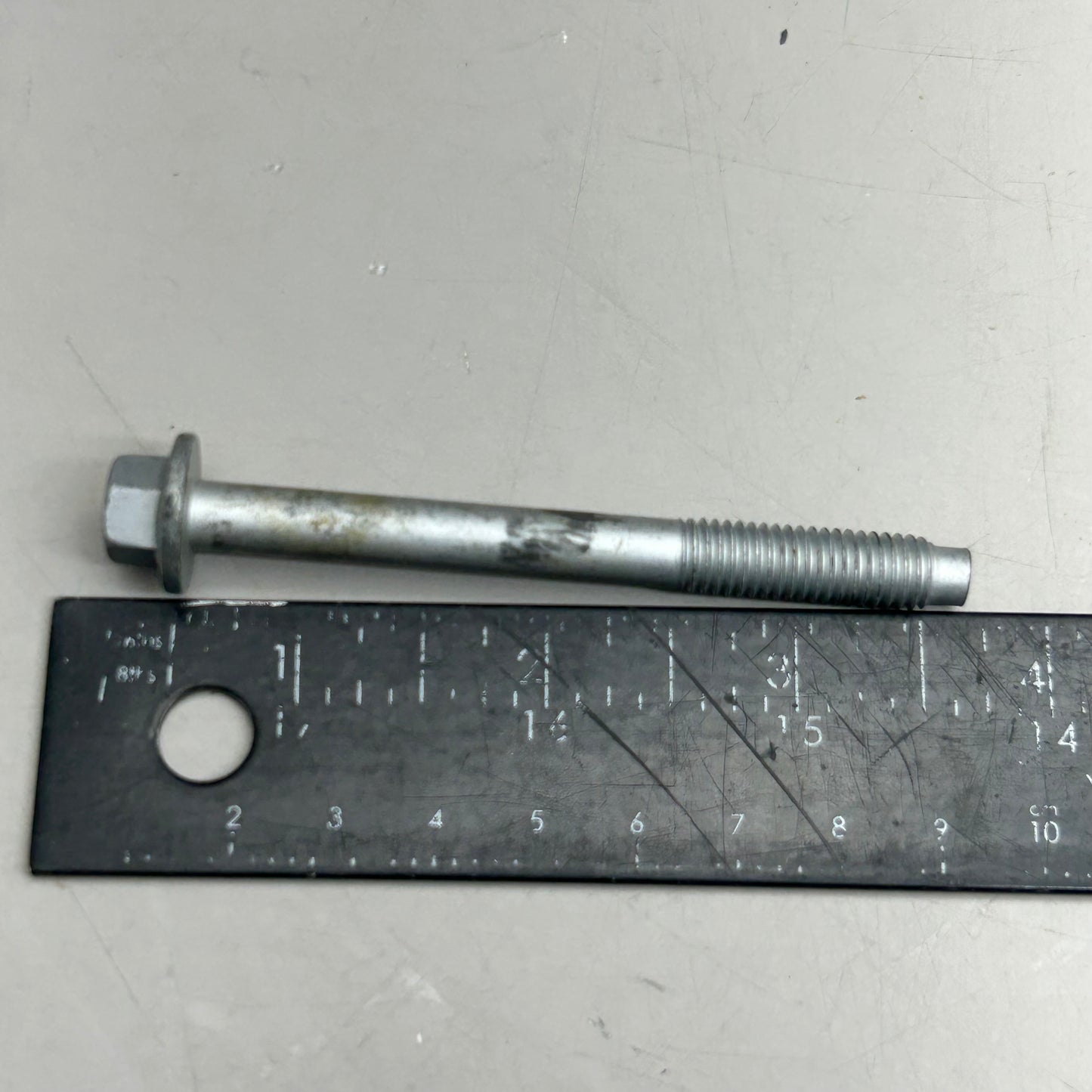 MAHLE Engine Cylinder Head Bolt Replacement Part For Ford GS33693