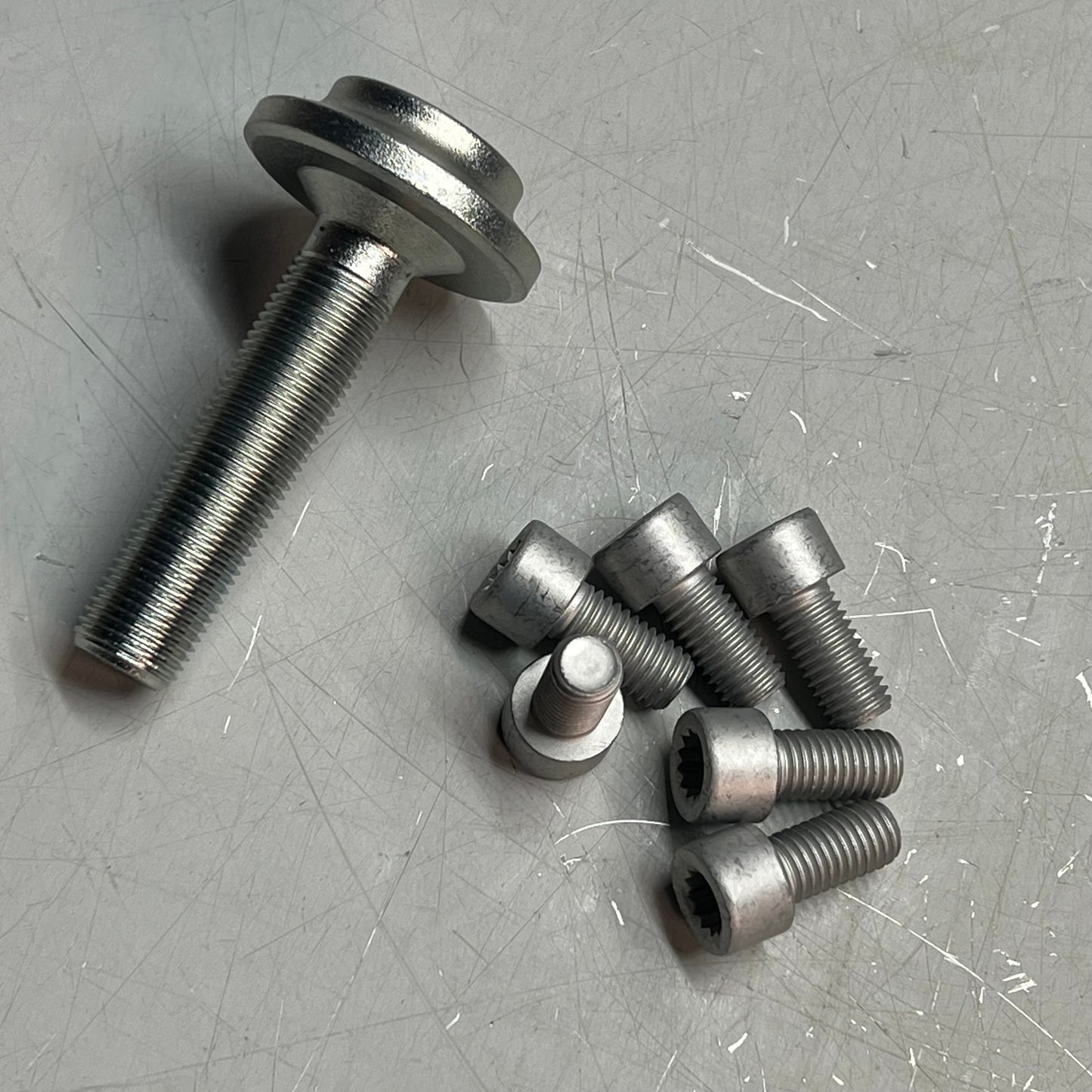 NAPA Premium CV Drive Axle For Audi Allroad, A4, A5, S5 Vehicles Models 94-8982