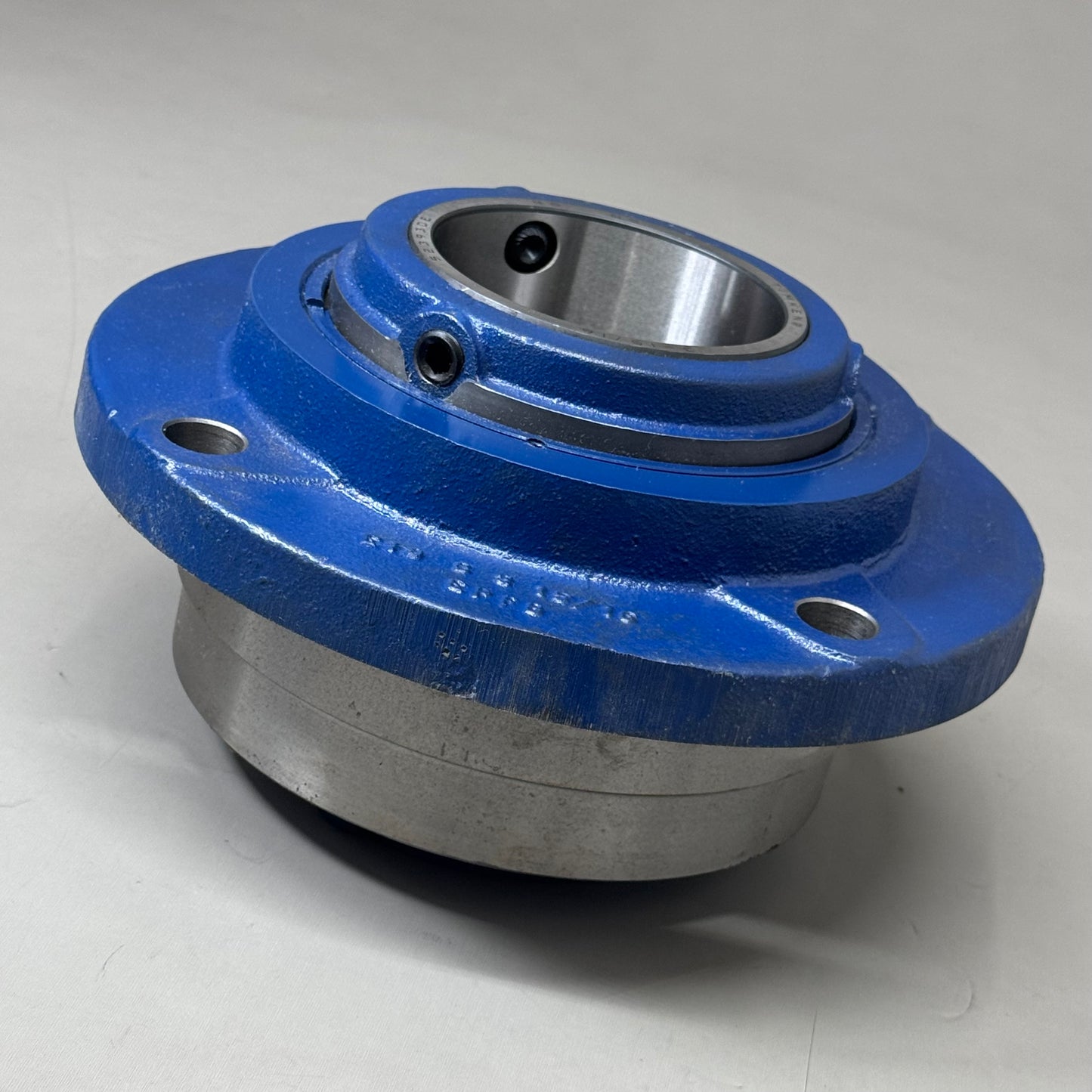 ROYERSFORD Type E Piloted Flange Bearings 3-15/16" Non-Extension Blue 20-06-0315