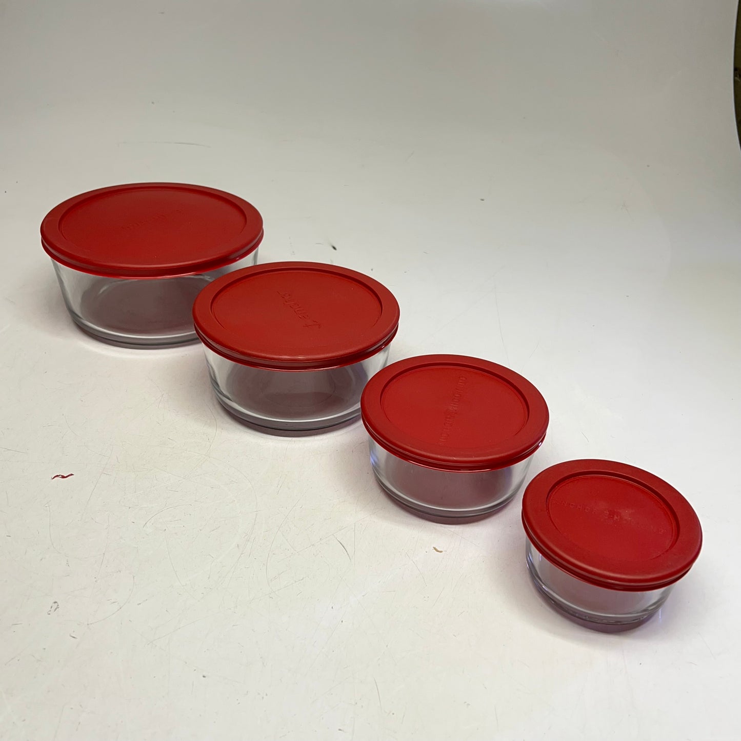 ZA@ ANCHOR (26 PIECE SET) Glass Food Storage Set Snug Fit Lids 1,2,3 & 7 Cup Red 14607ECOM A