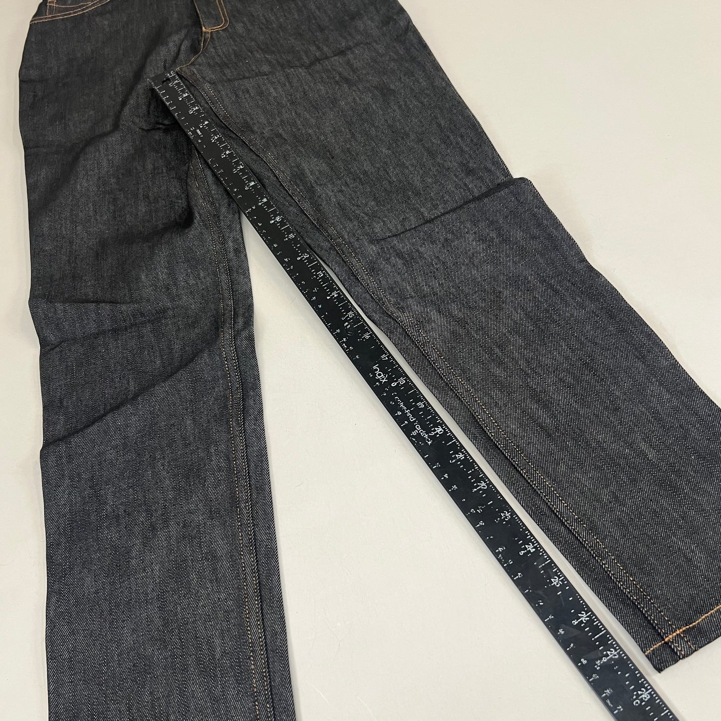 SAMSHIELD Swarovski Crystal Engraved Jeans Women's Sz US 26, UK 8, 36 Black Denim