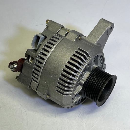 NAPA Remanufactured Alternator Standard 95 a for Ford, Hi-way & Stinar 2133128