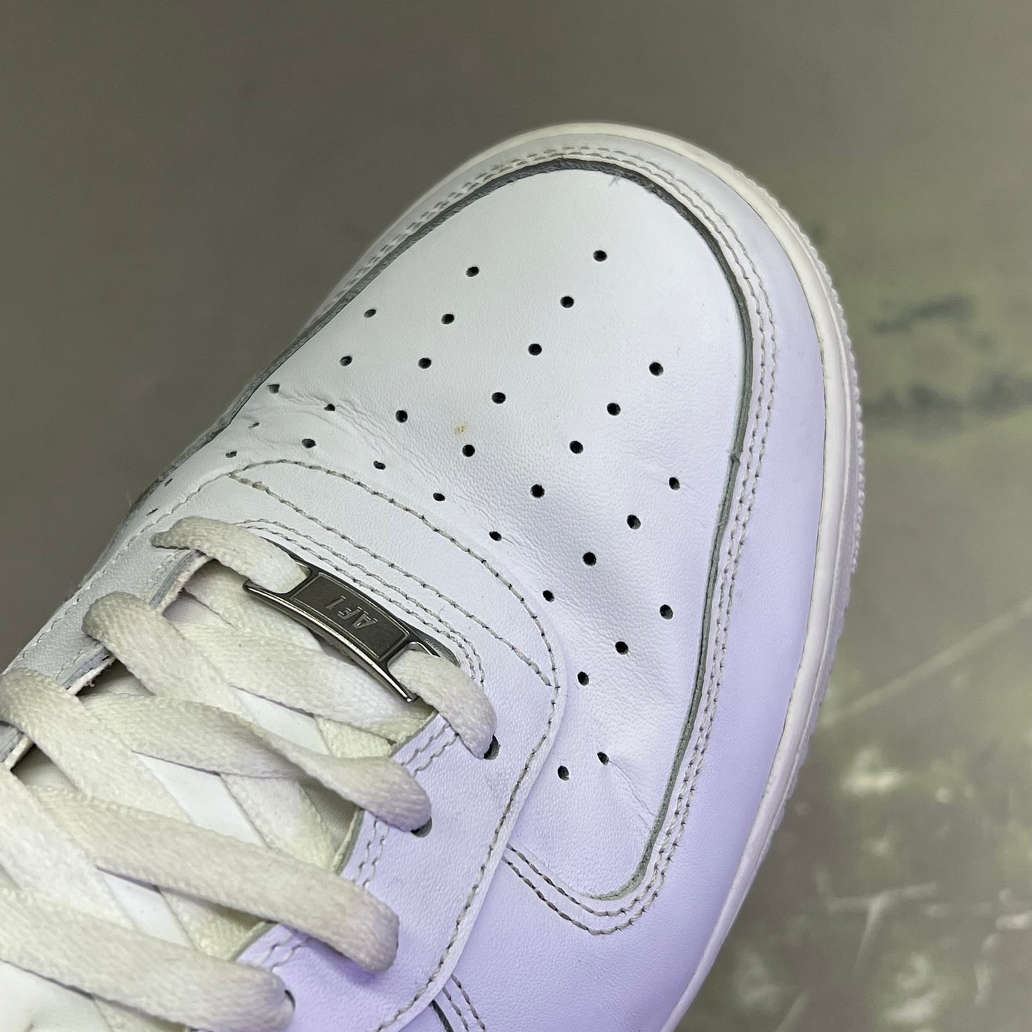 NIKE Air Force 1 '07 Leather Details Men's Sz 15 White (Pre-Owned)