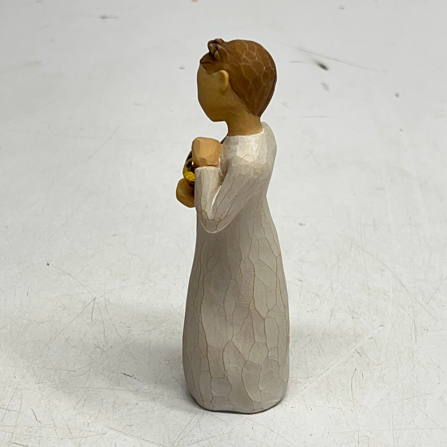 WILLOW TREE Kept Forever in the Heart Hand Sculpted Resin Figurine 5.5" 26132