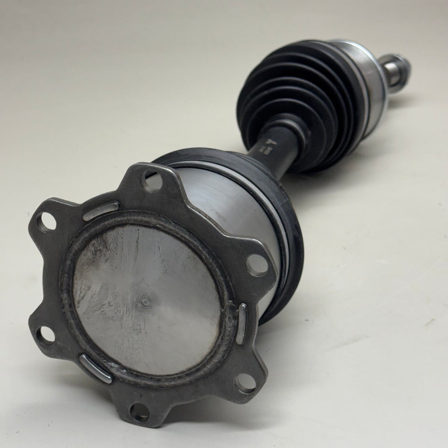 NAPA Premium CV Drive Axle Grooved 21.65" for Chevy/GMC/Hummer 94-9119