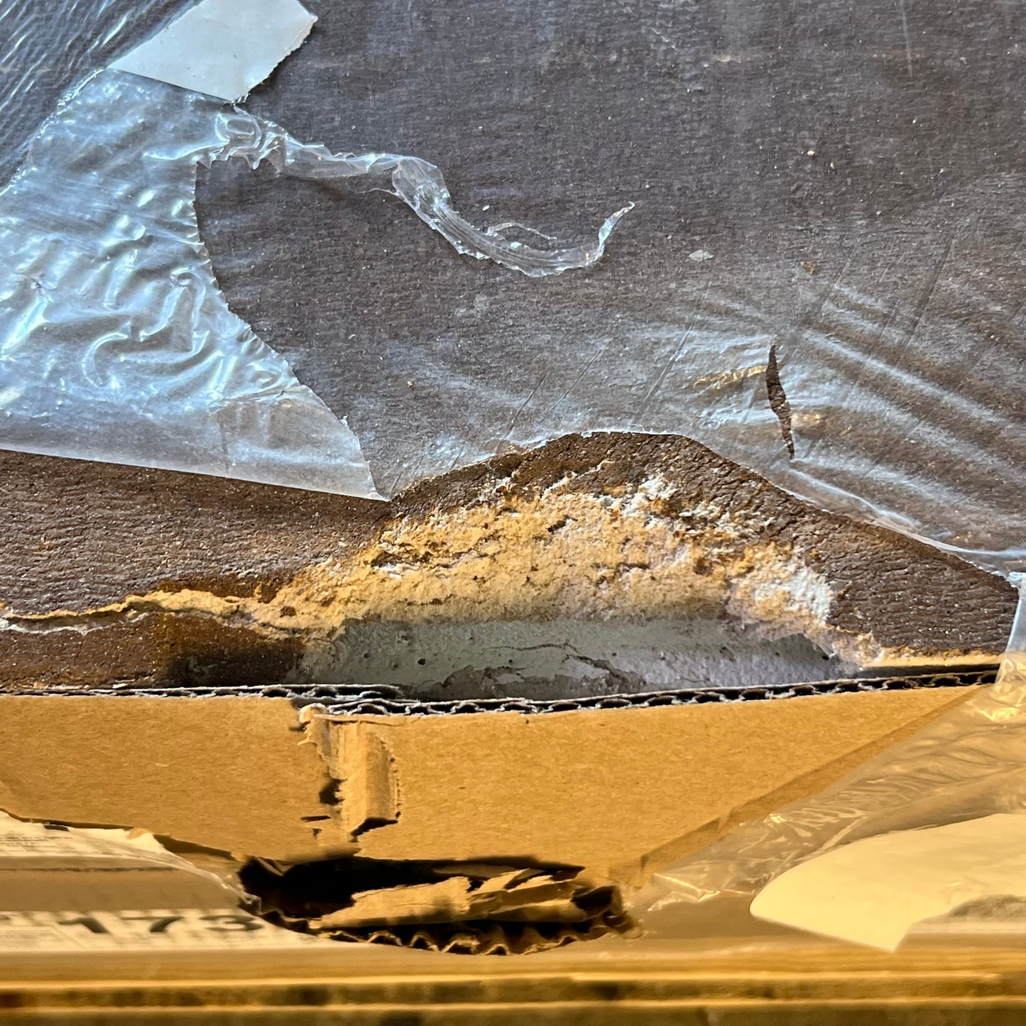 ZA@ Pallet of ARMSTRONG Ceiling Tile, Fine Fissured Angled Tegular Sz 24" x 48" x 5/8" 1733A (AS-IS, Damage)