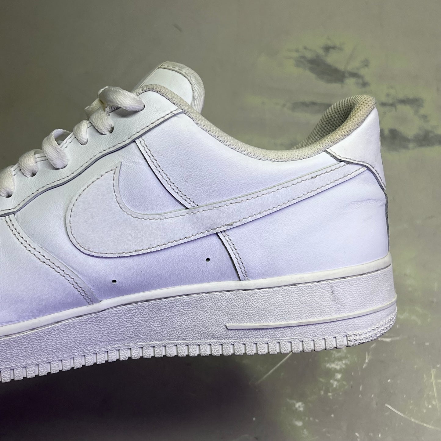 NIKE Air Force 1 '07 Leather Details Men's Sz 15 White (Pre-Owned)