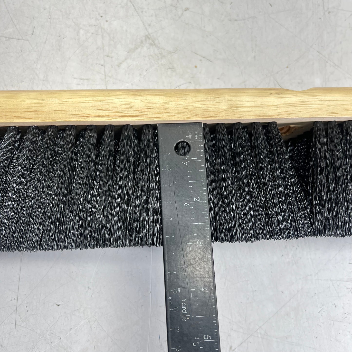 MALISH  Poly Medium Floor Sweep Head (handle Not Included) 24"x3" Black 12424