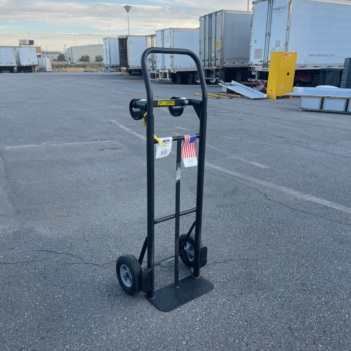 SAFCO Tuff-truck Steel Handtruck 14"x7" Toe Plate Black 4070 MADE IN USA
