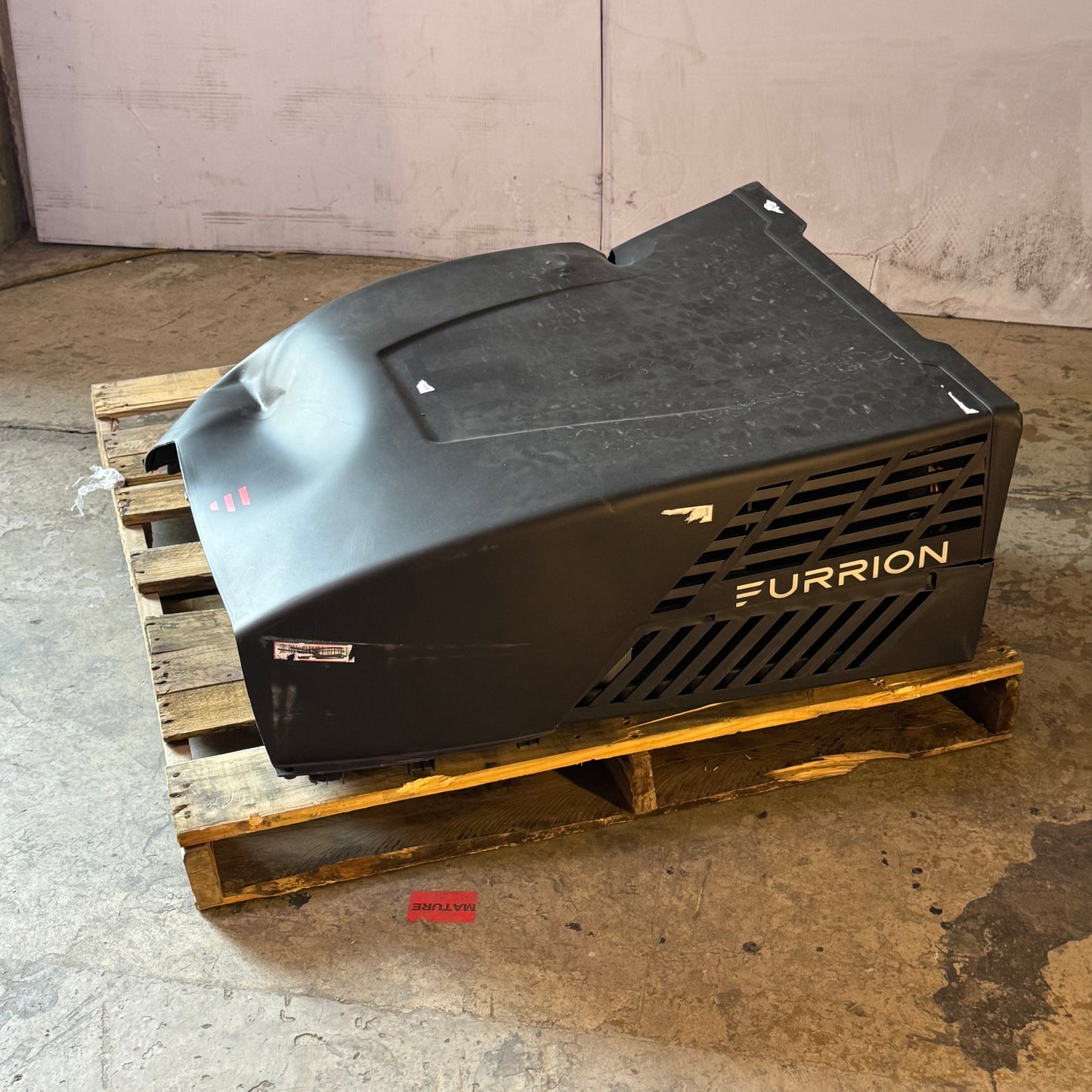 ZA@ FURRION Chill HE Replacement RV Air Conditioner for Coleman Setup - 15000BTU (New Other, Cosmetic Damaged)