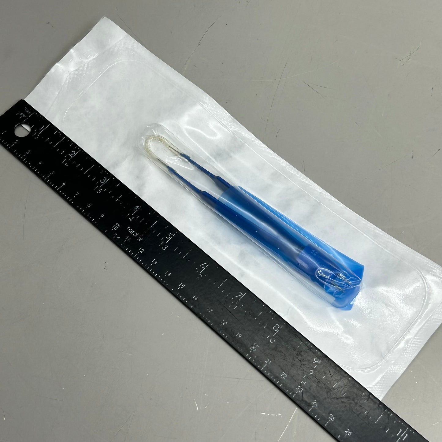 SYMMETRY OLSEN Insulated Bayonet Smooth Tip Forcep 4.5" Blue 20-1060I