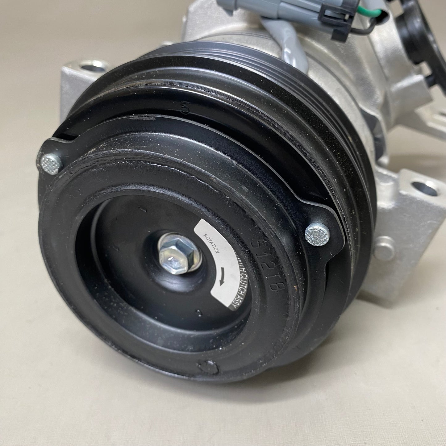 DENSO A/C Compressor & Clutch Dor Cadillac, Chevy, Hummer Etc As-is (See Images)471-0315