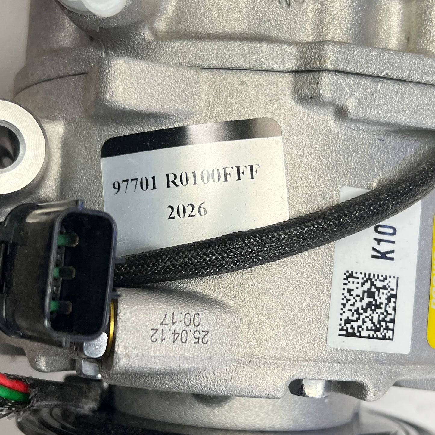 KIA MOTORS Genuine OEM Compressor Assembly 97701-R0100FFF