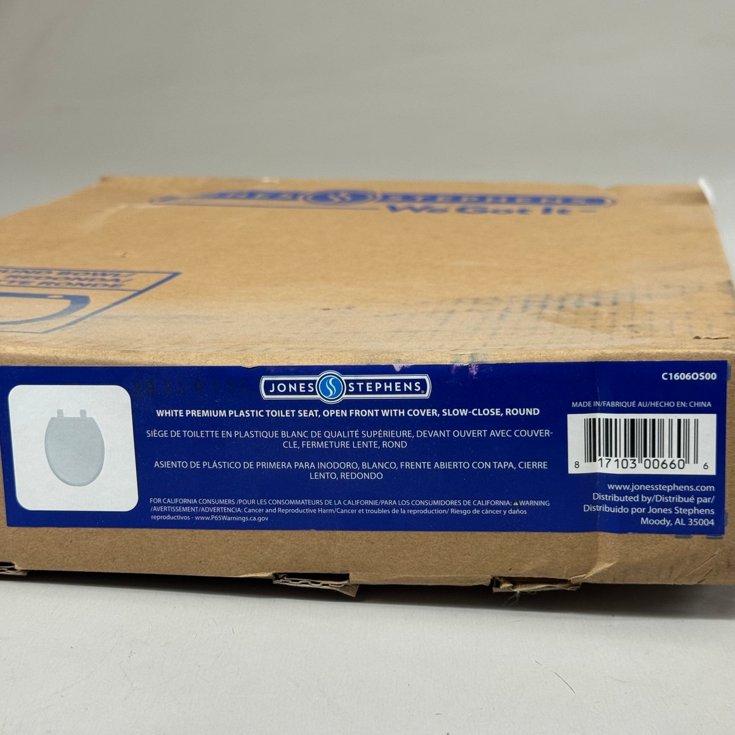 JONES STEPHENS Slow Close Premium Plastic Toilet Seat 16 1/2" White C1606OS00