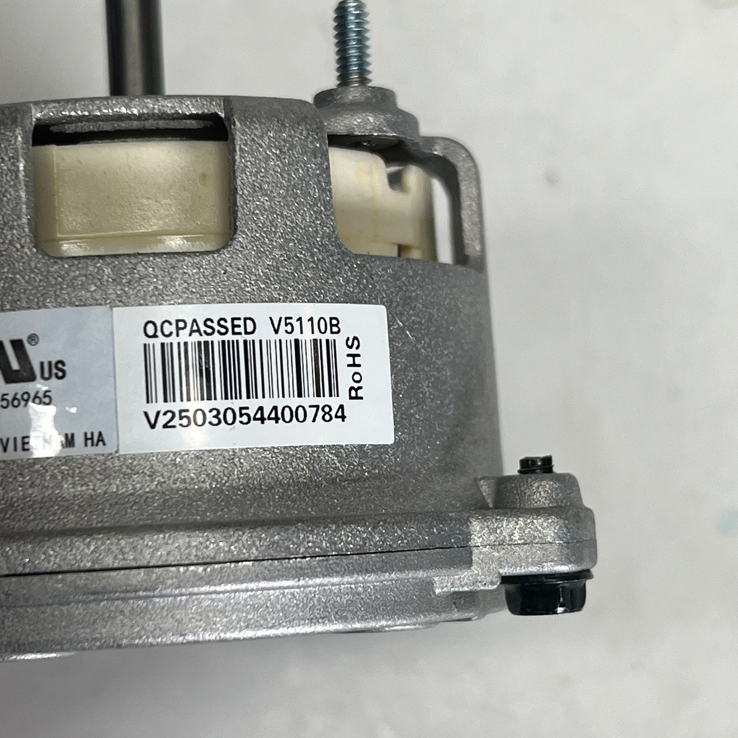 BROAN-NUTONE Genuine Replacement Motor For Exhaust Fans Silver Y3L205A506