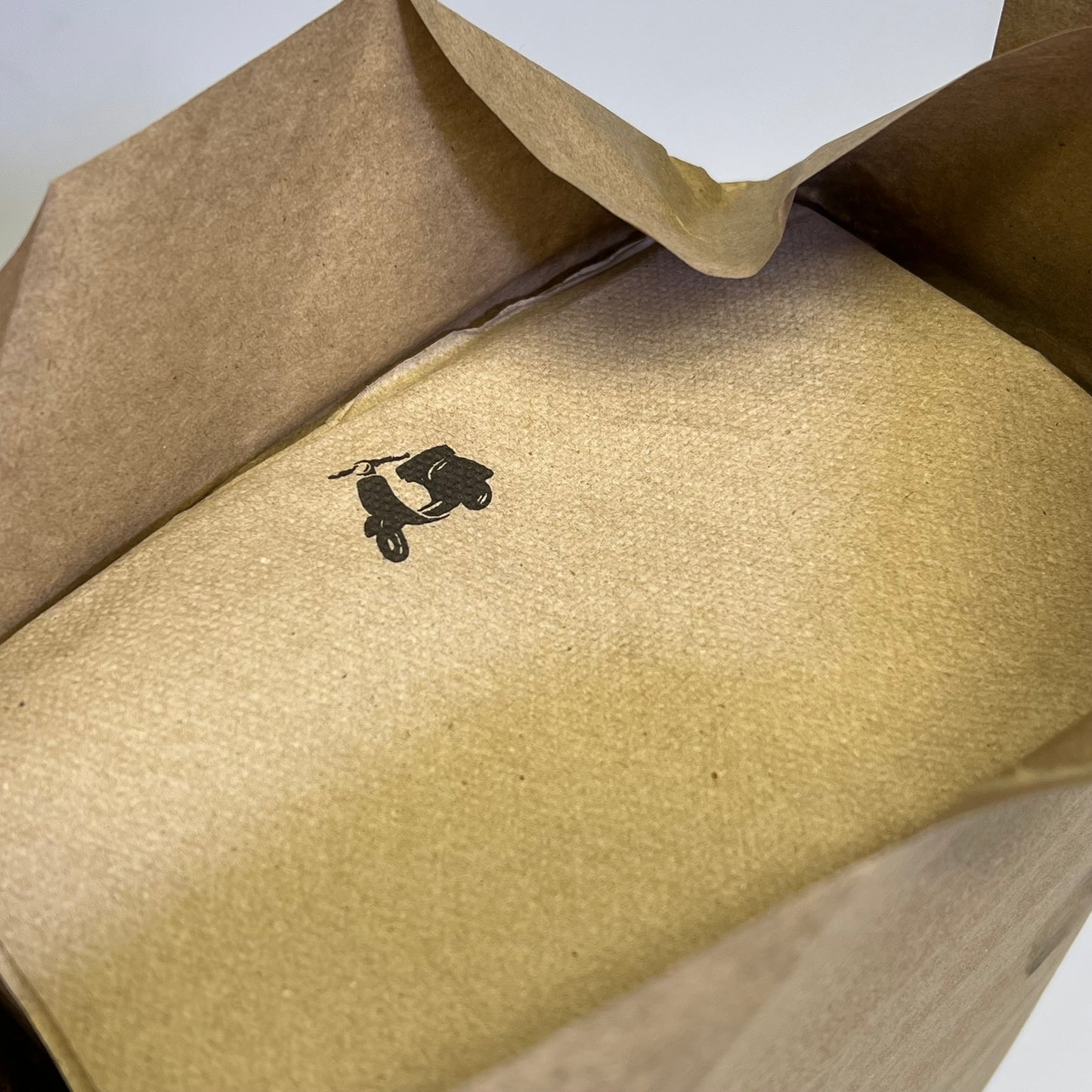 ZA@ (6000 PACK) Paper Napkins 8"x6" Brown Z66372D7 (Distressed Box)