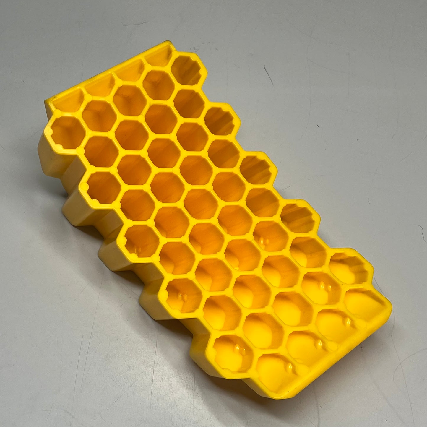 CAMCO Honeycomb Curved Camper/RV Leveler Chock 4" Lift Yellow/Black 44428