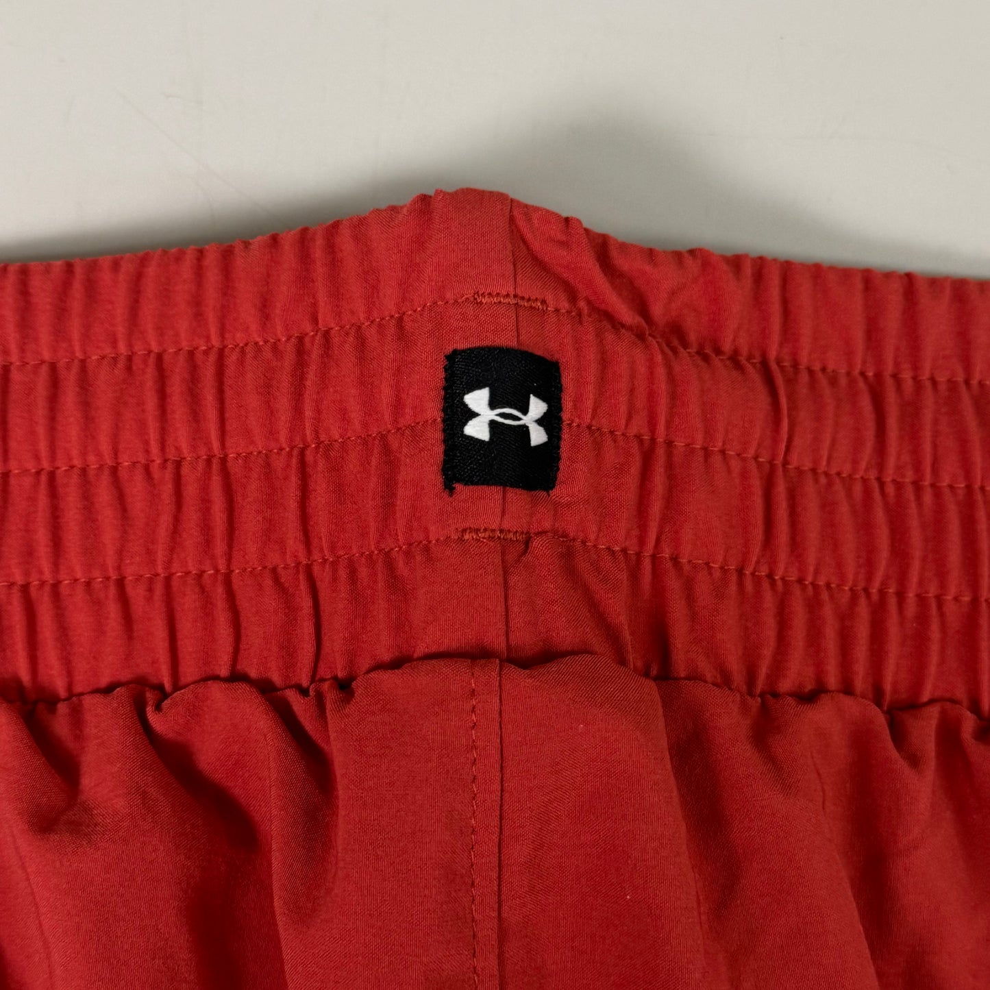 UNDER ARMOUR Women's Project Rock Flex Woven Leg Day Shorts Sz L Heritage Red