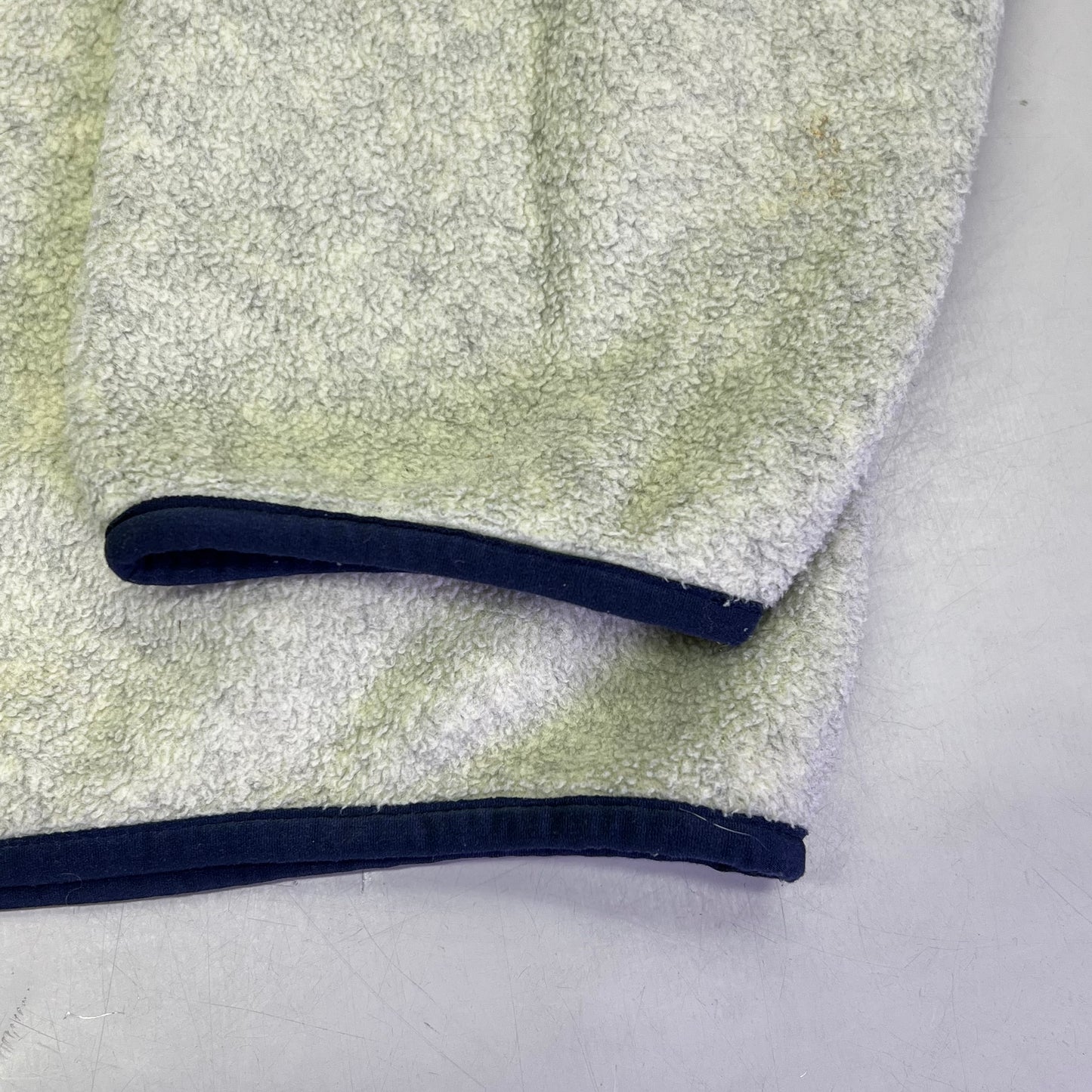 PATAGONIA Lightweight Synchilla Snap-T Pull Over Men's XL Off White/Navy (Used)