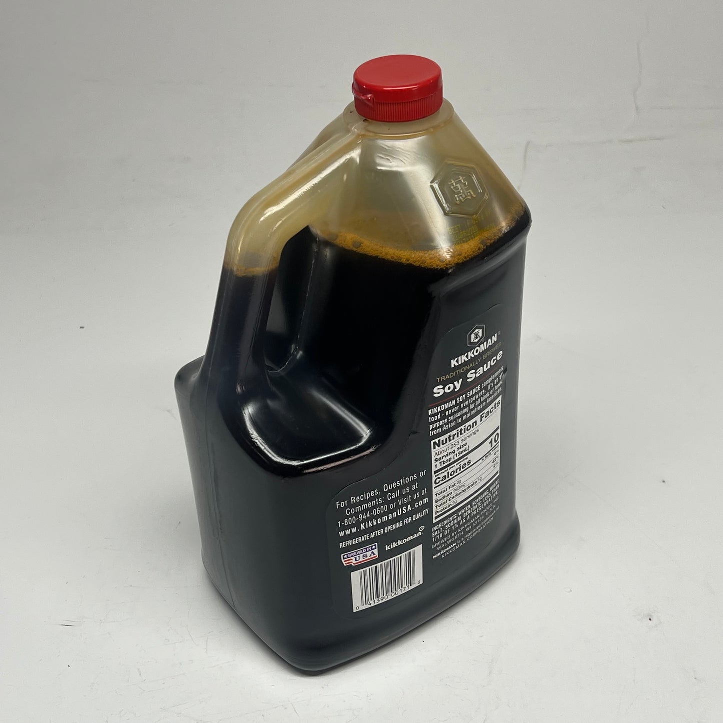 ZA@ KIKKOMAN All Purpose Traditionally Brewed Soy Sauce  1 Gal 253 Servings BB 04/|28