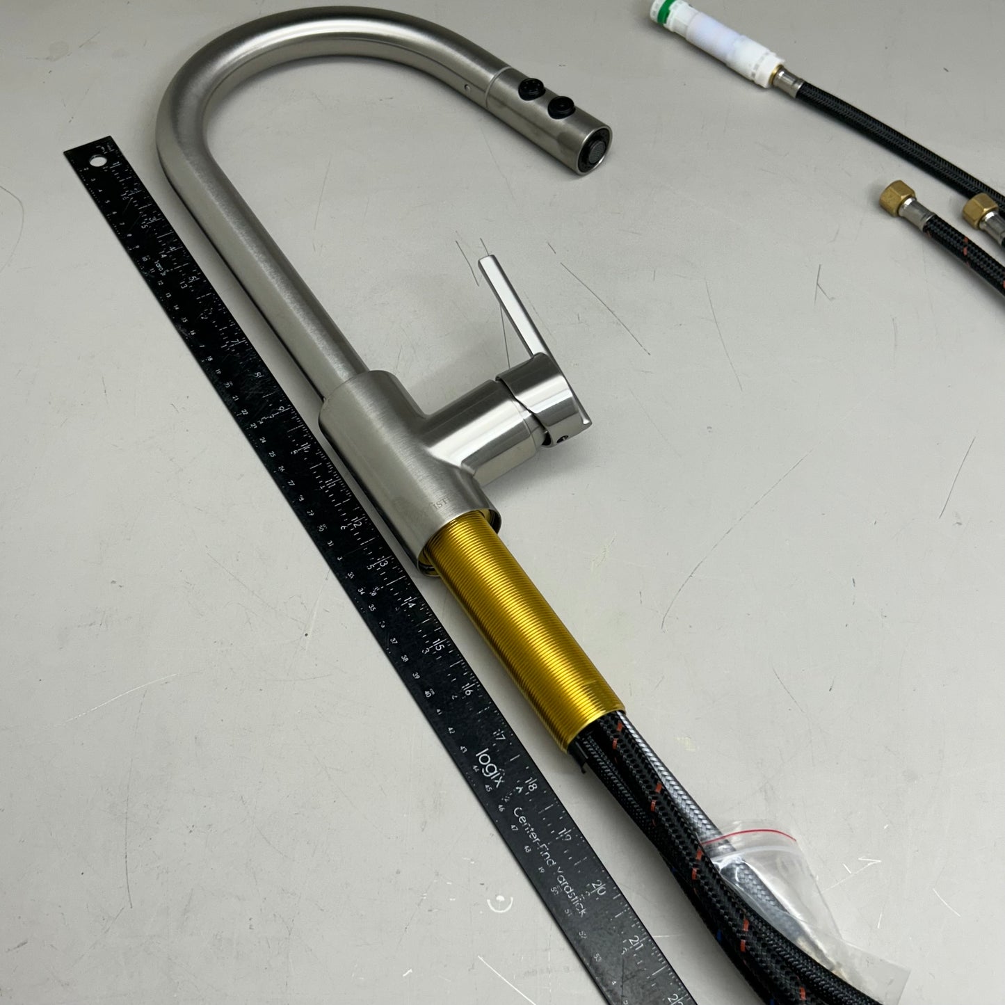 PFISTER FAUCETS Brislin 1-Handle Pull Down Kitchen Faucet 14" Overall Length Chrome GT529-BI