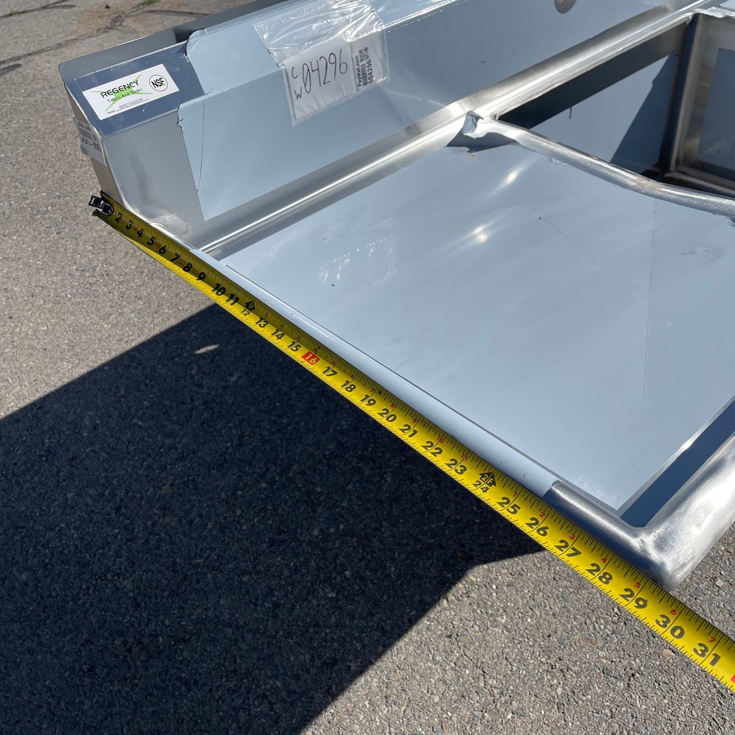 REGENCY One Compartment Commercial Sink Stainless Steel 600S12424224