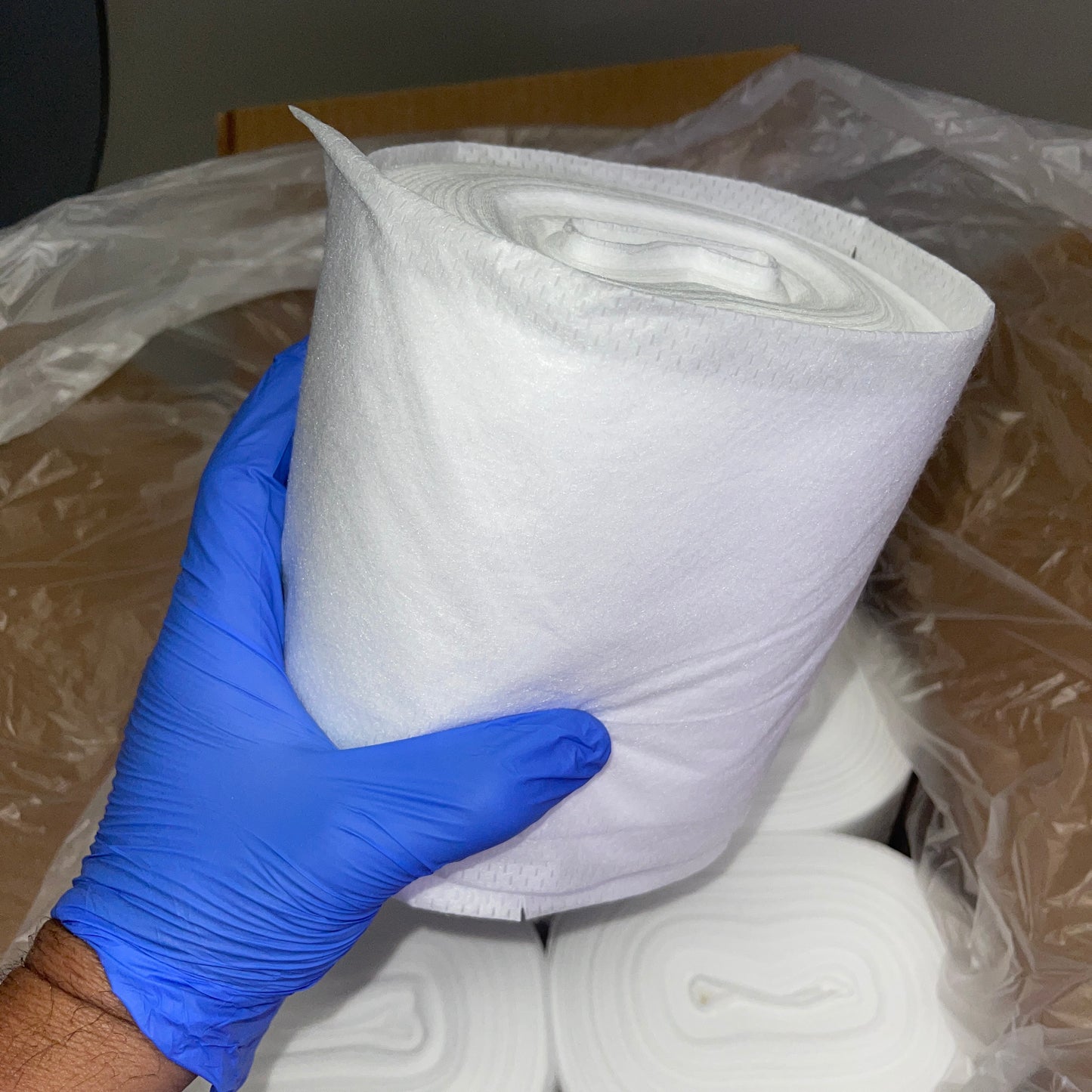 MEDLINE (6 ROLLS, 110 Wipes/Roll) Dry Disposable Cleaning Wipes 12”x 12” White EVS70111R2