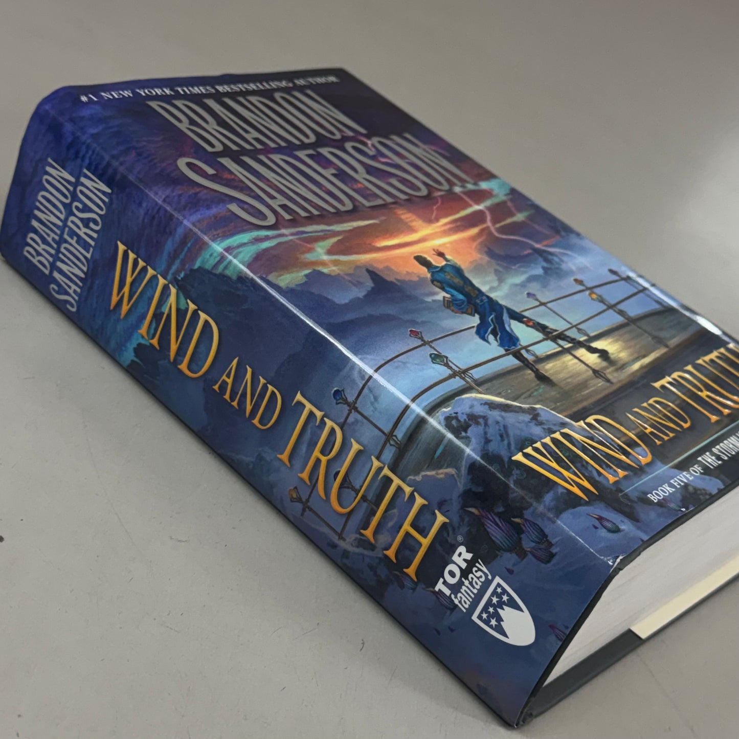 TOR FANTASY Wind and Truth 5 Stormlight Archive  Brandon Sanderson (New (Good))