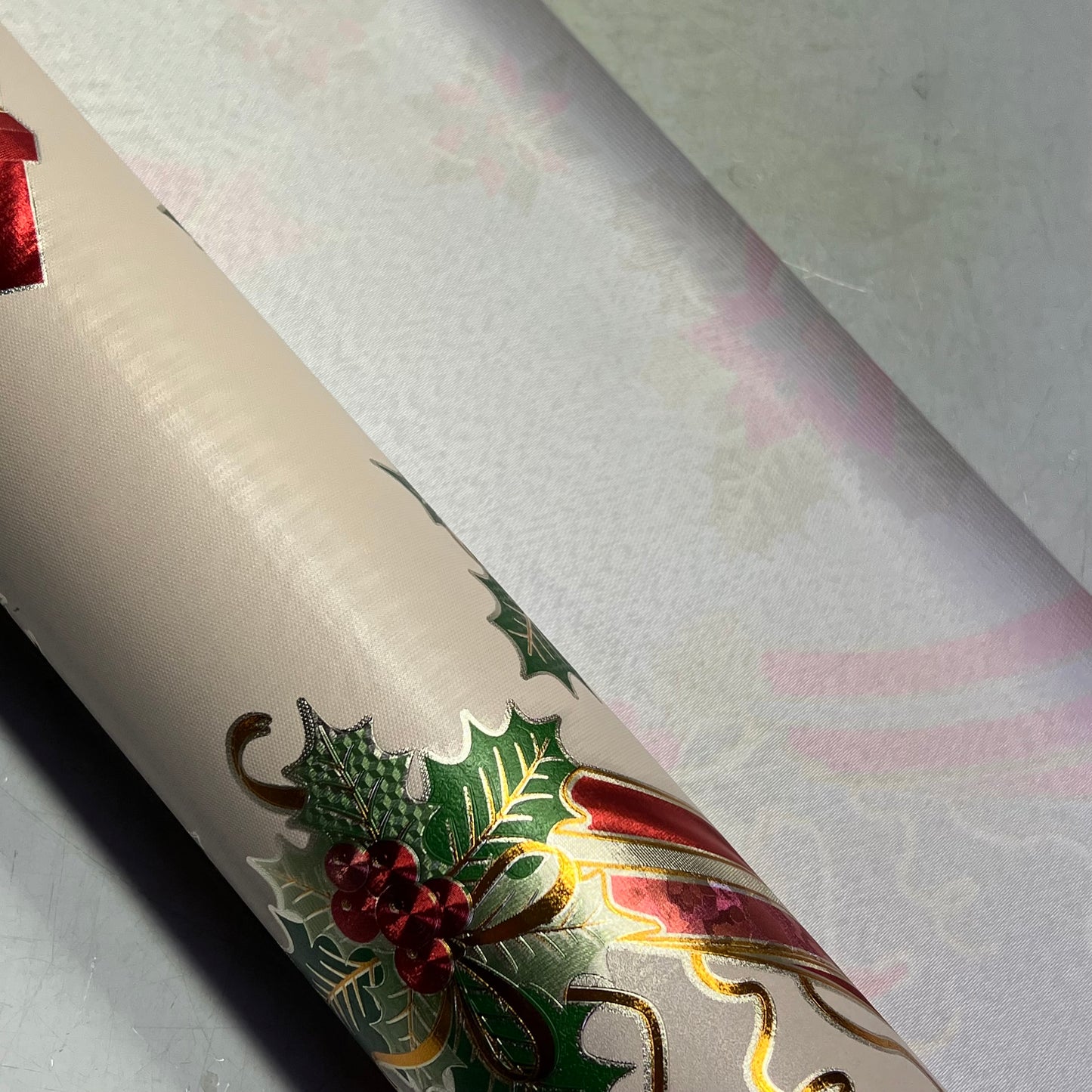 Christmas Wreath Poinsettia & Presents Table Cloth 54"x60' Tan/Red/Green CC8364