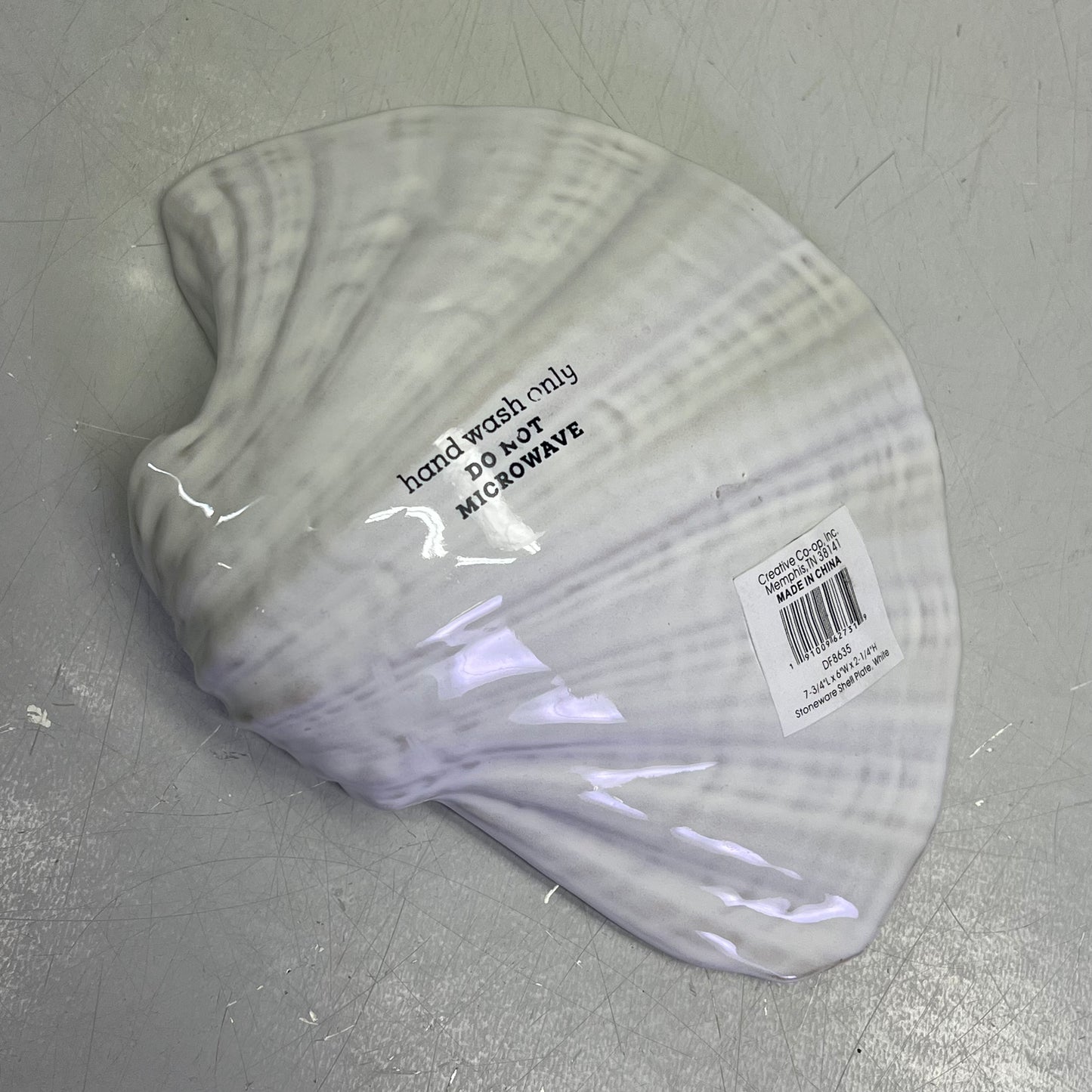 CREATIVE CO-OP (3 PACK) Reactive Crackle Glaze Stoneware Shell Plate White 8635